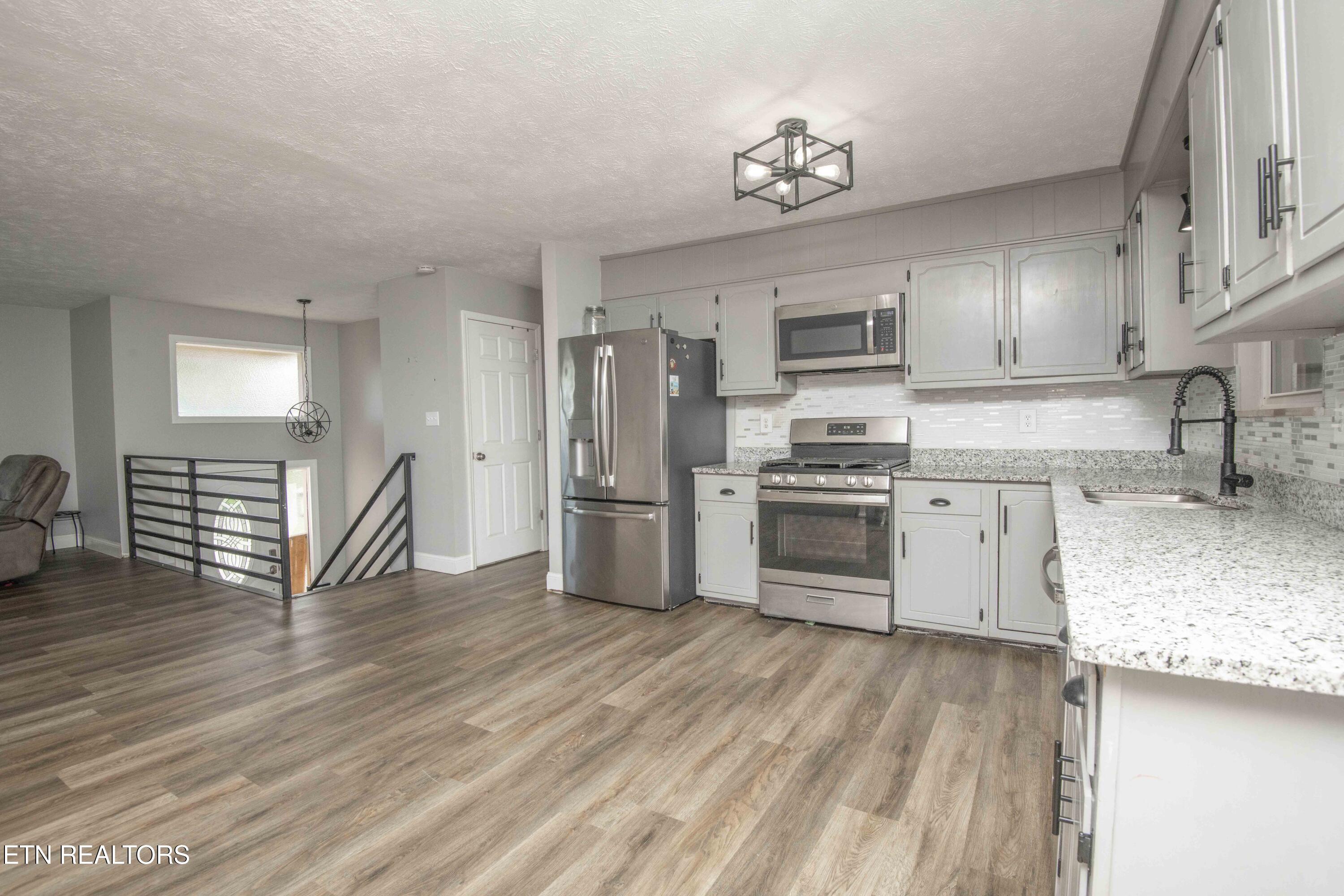 214 Luther Jackson Drive Maryville TN 37804