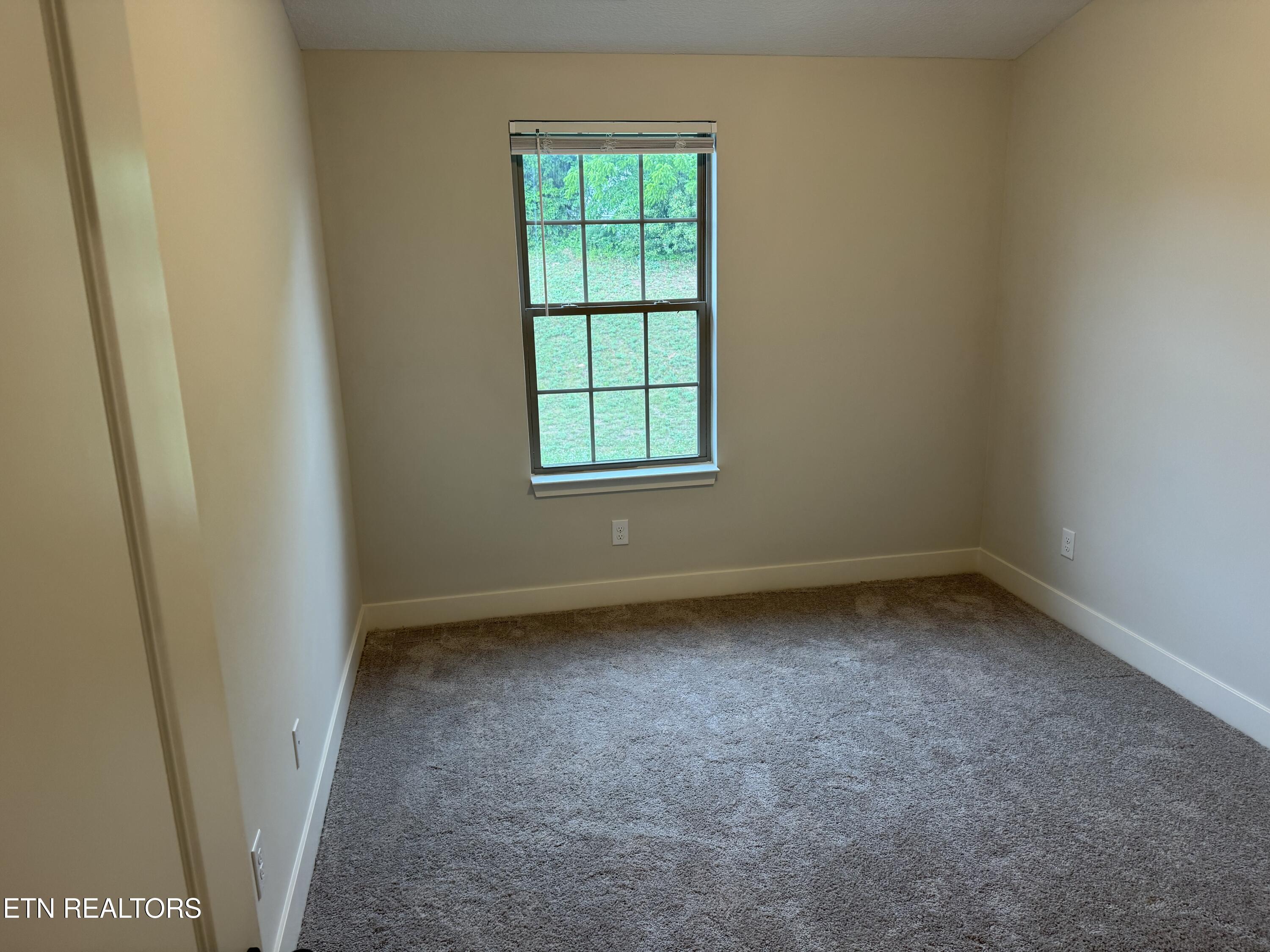 8952 Keenberg Lane Knoxville TN 37931