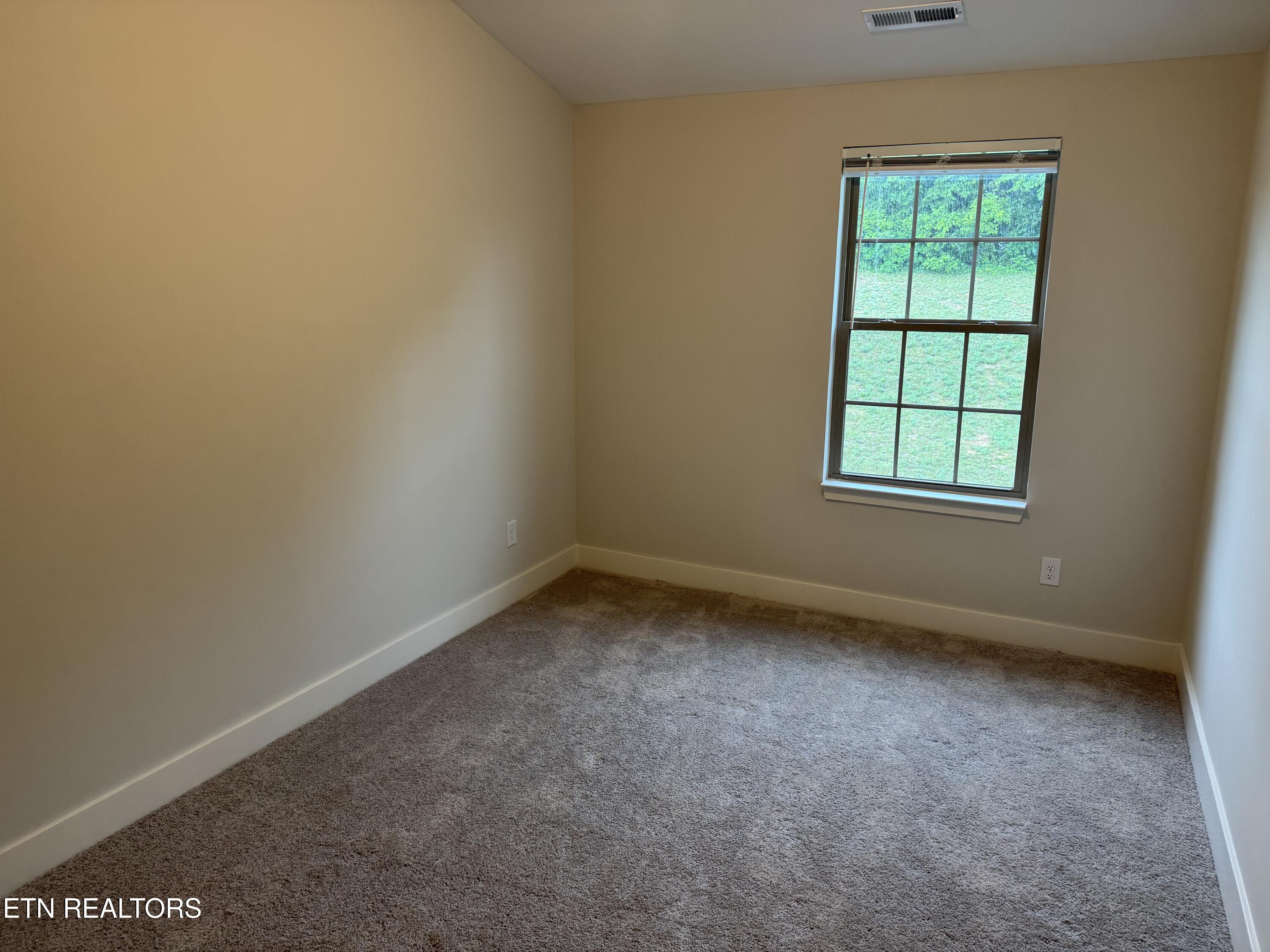 8952 Keenberg Lane Knoxville TN 37931