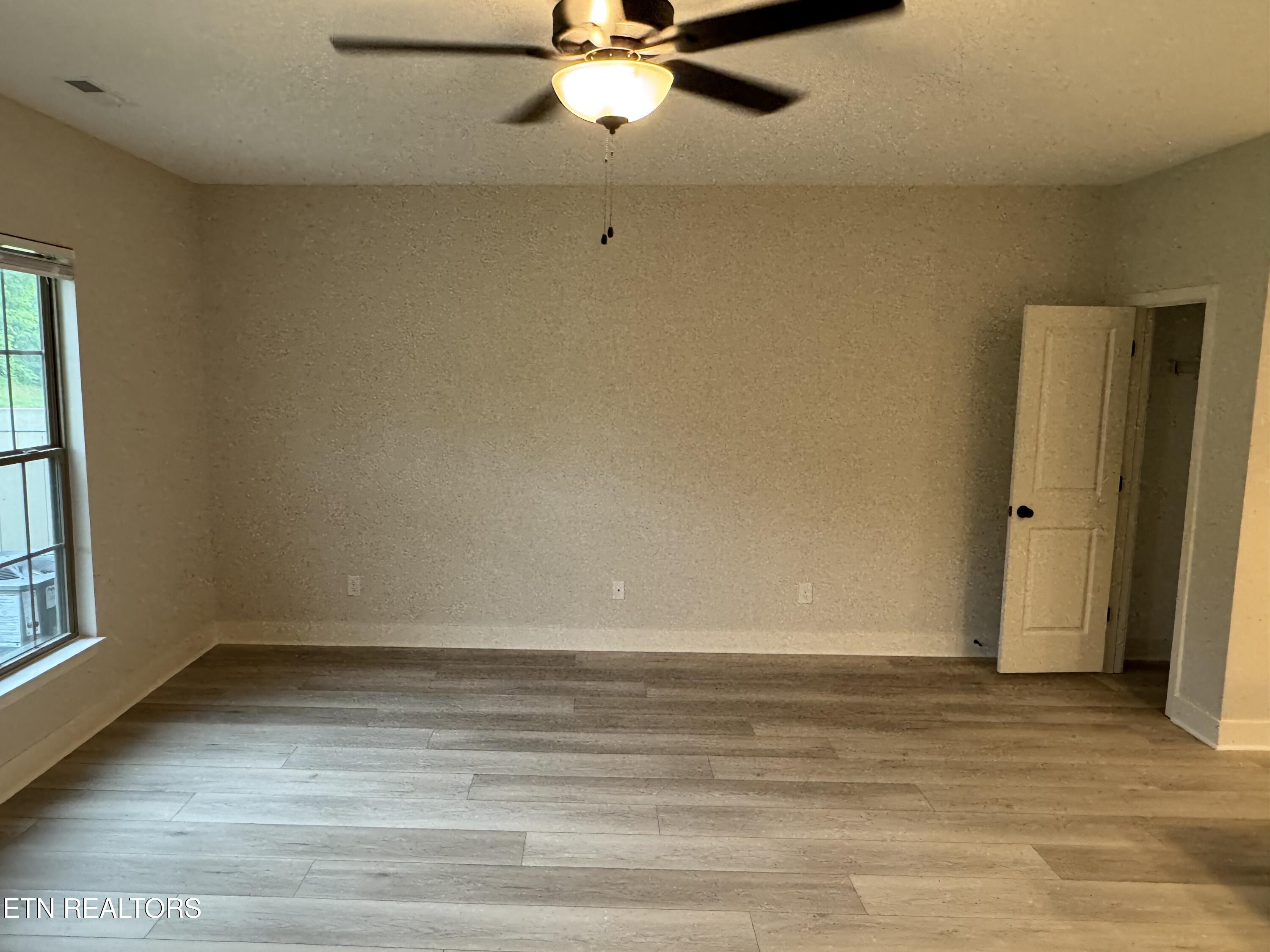 8952 Keenberg Lane Knoxville TN 37931