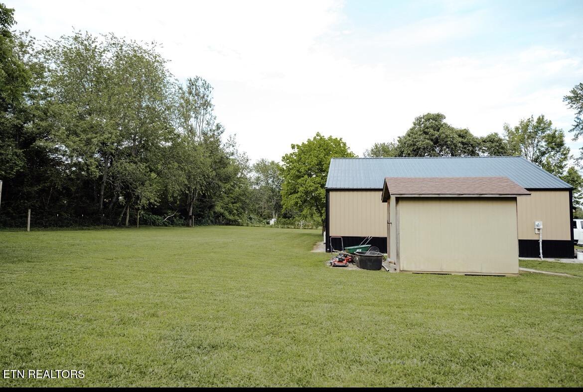 935 Pine Tree Road Jamestown TN 38556