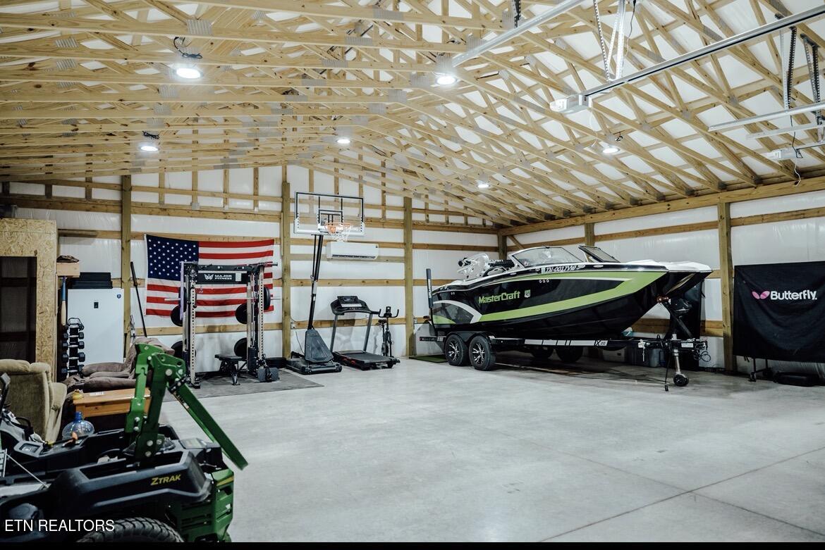935 Pine Tree Road Jamestown TN 38556
