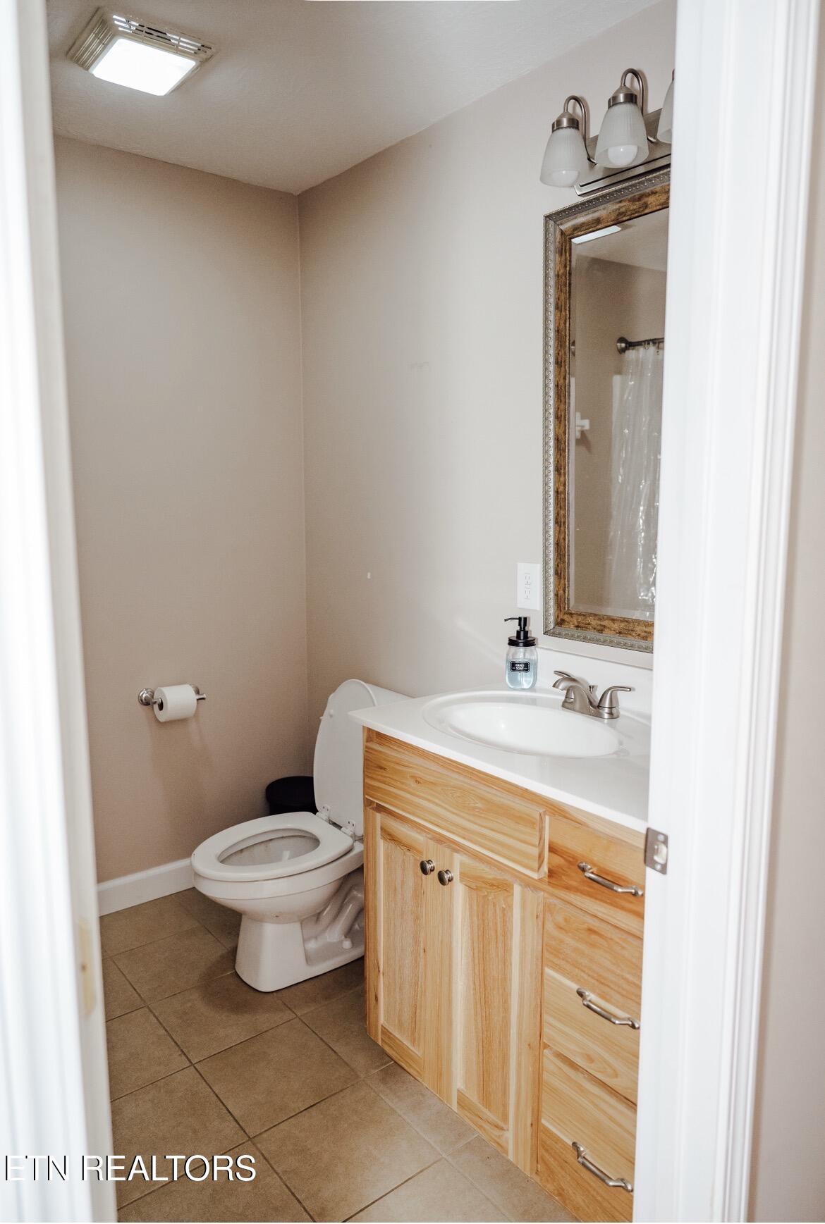 935 Pine Tree Road Jamestown TN 38556