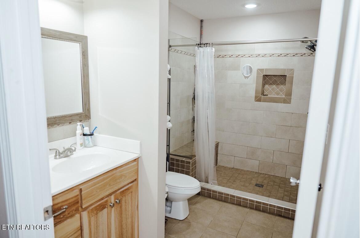 935 Pine Tree Road Jamestown TN 38556