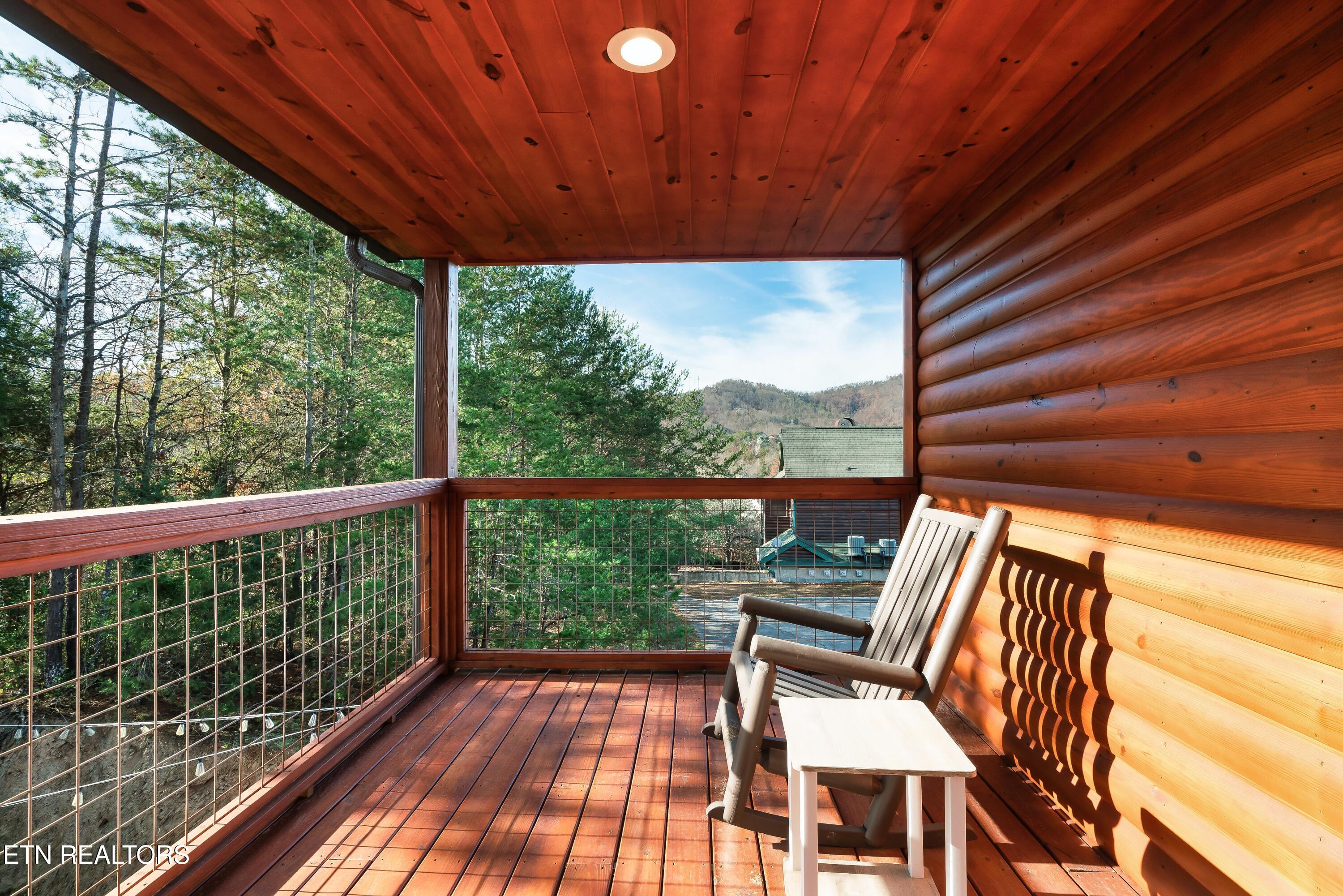 2822 Seth Road Pigeon Forge TN 37863