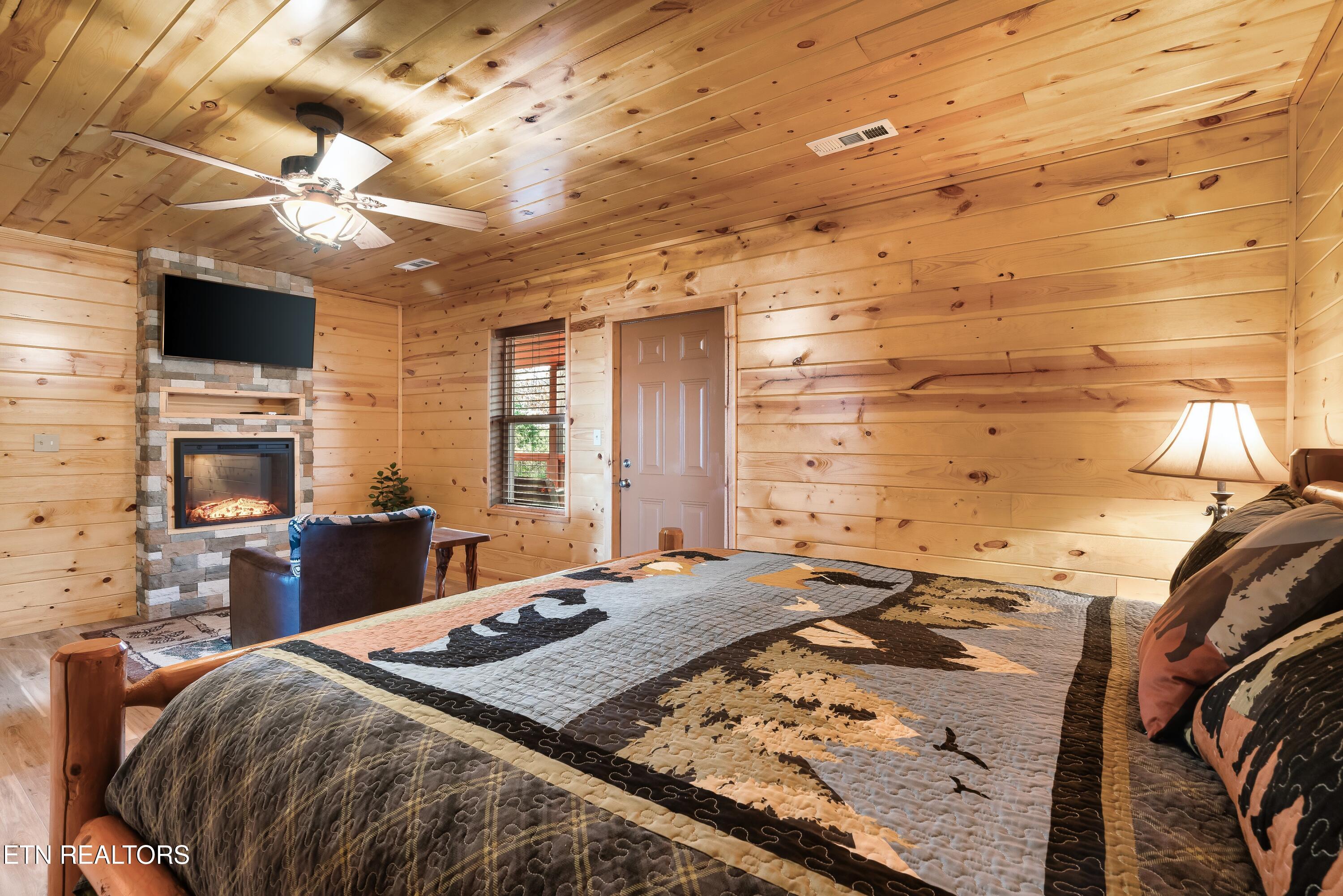 2822 Seth Road Pigeon Forge TN 37863