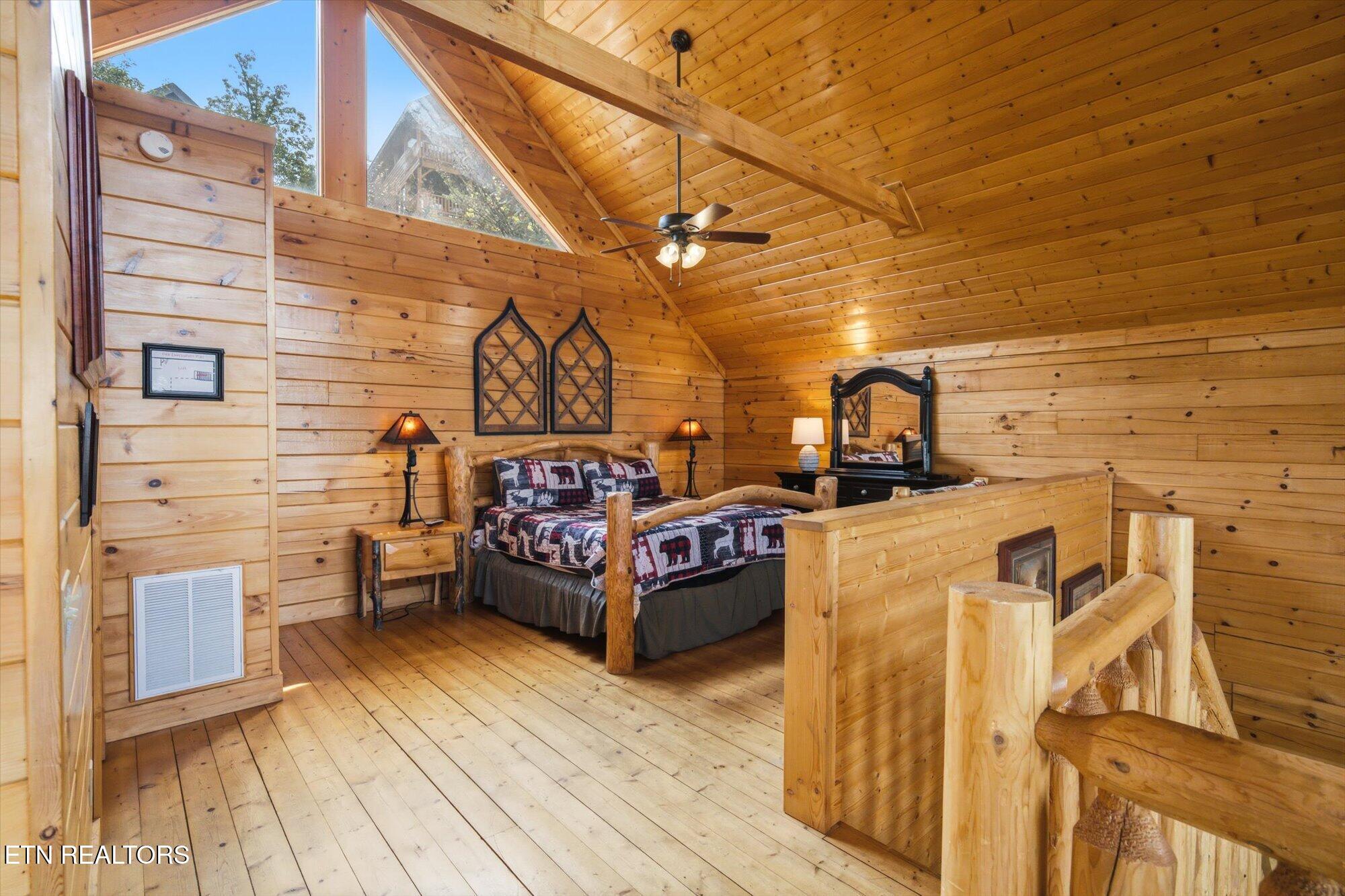 914 Black Bear Cub Way Sevierville TN 37862