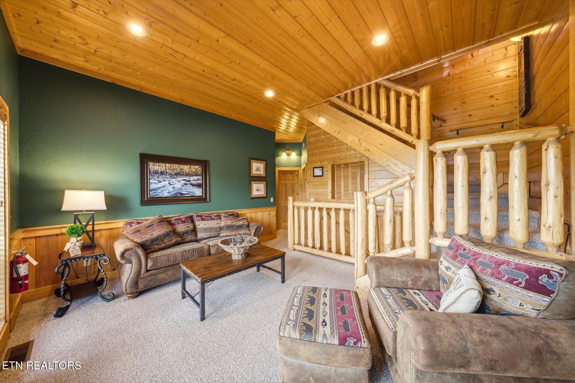 914 Black Bear Cub Way Sevierville TN 37862