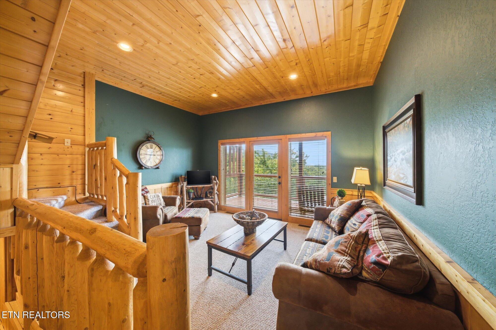 914 Black Bear Cub Way Sevierville TN 37862