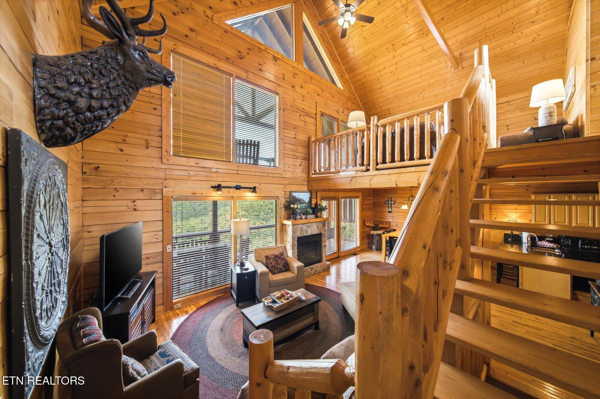 914 Black Bear Cub Way Sevierville TN 37862