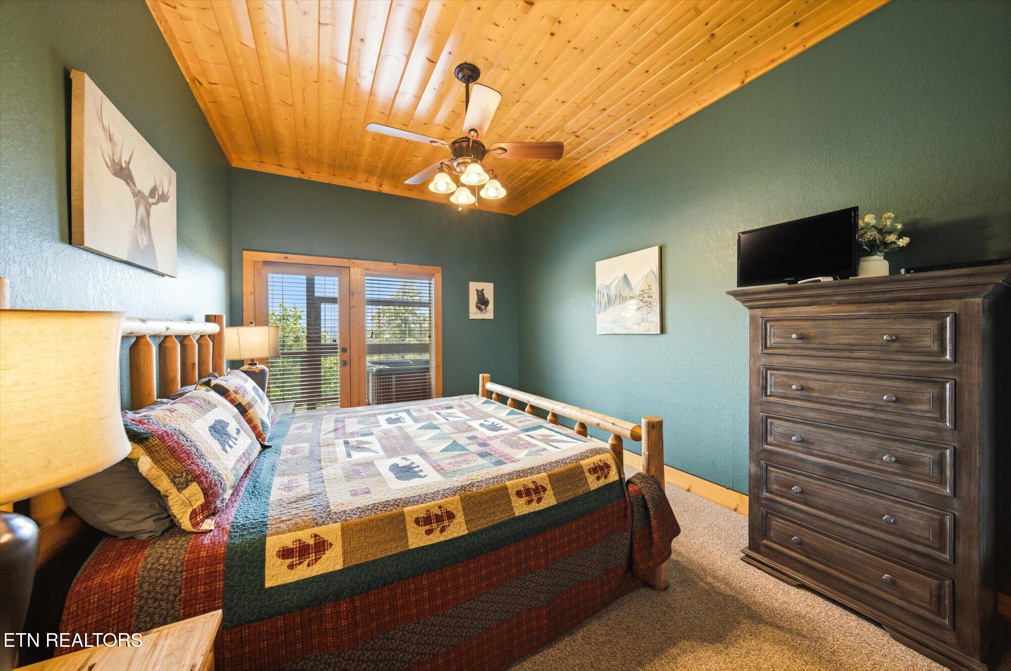 914 Black Bear Cub Way Sevierville TN 37862