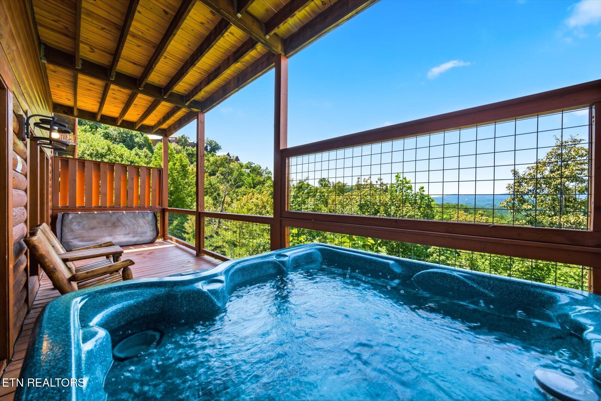 914 Black Bear Cub Way Sevierville TN 37862