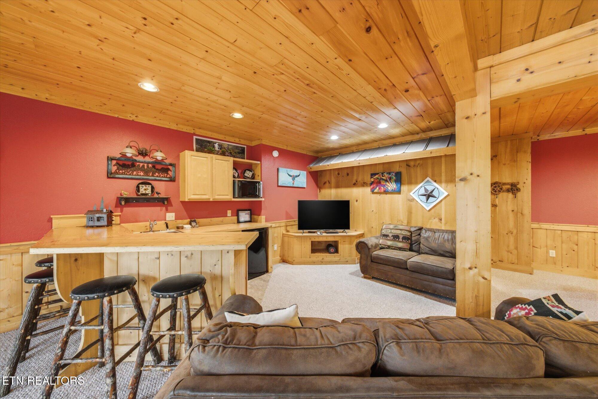 914 Black Bear Cub Way Sevierville TN 37862