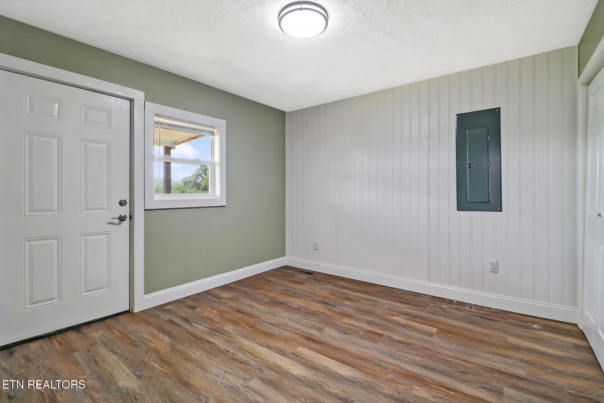 436 Maple Street Harriman TN 37748
