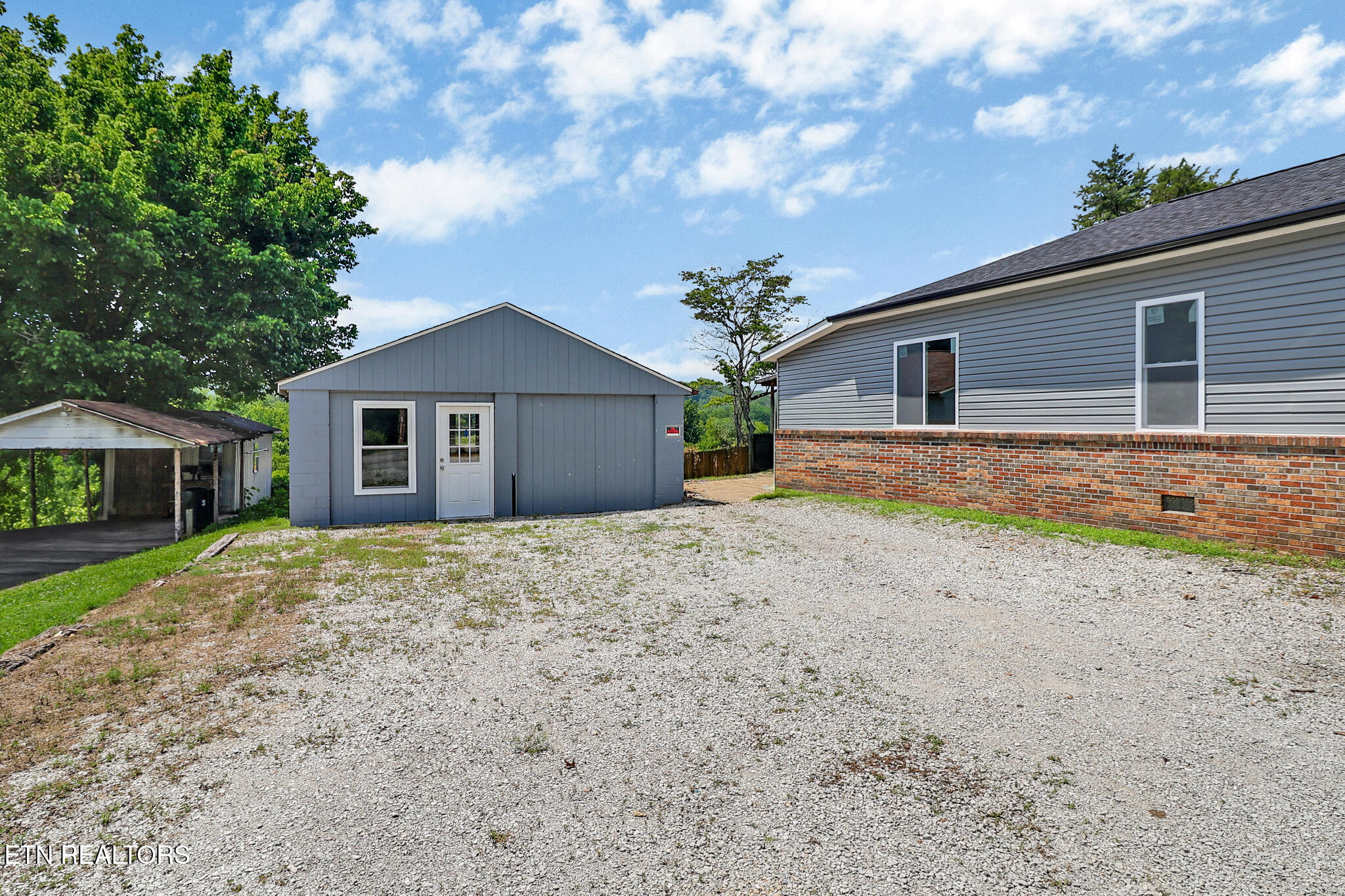 436 Maple Street Harriman TN 37748