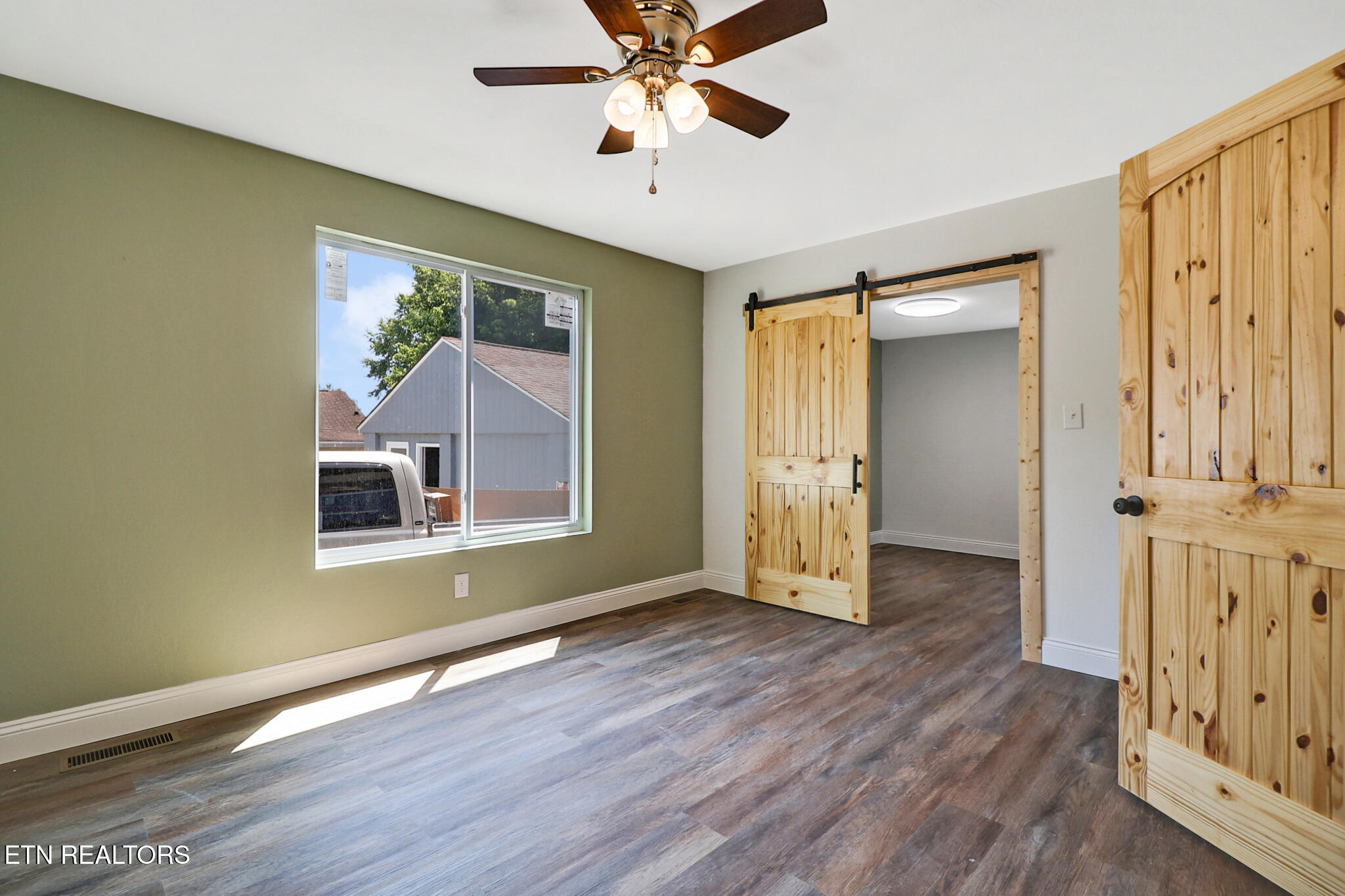 436 Maple Street Harriman TN 37748
