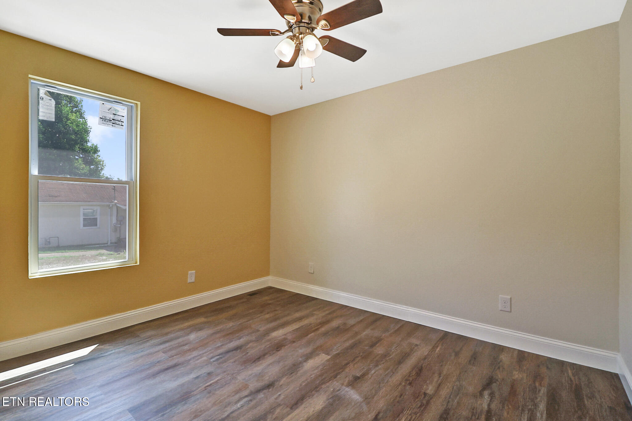 436 Maple Street Harriman TN 37748