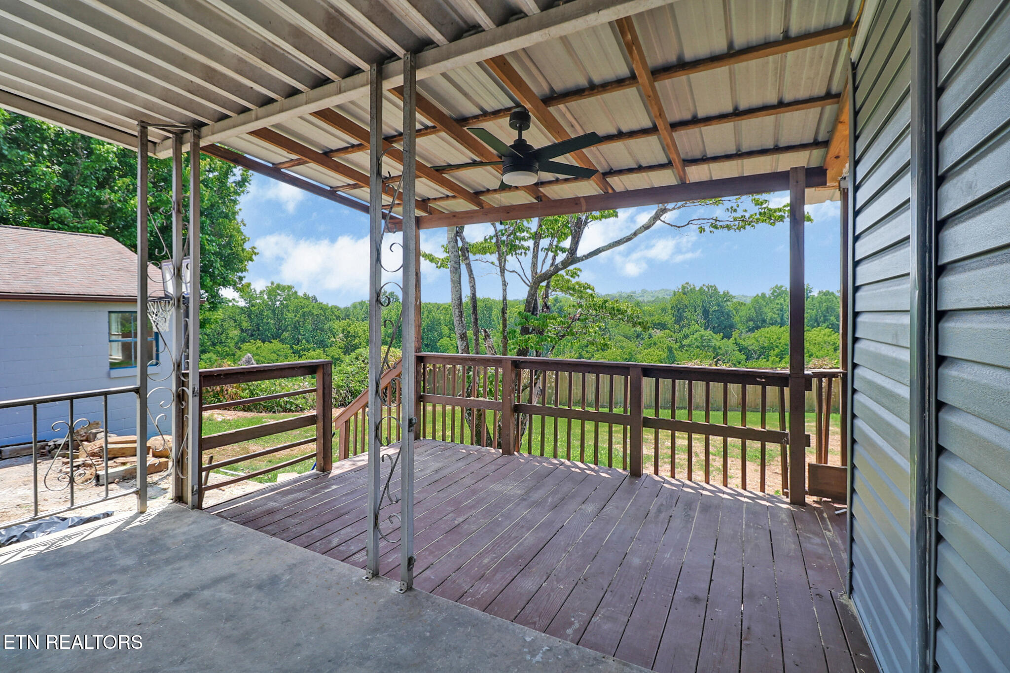 436 Maple Street Harriman TN 37748