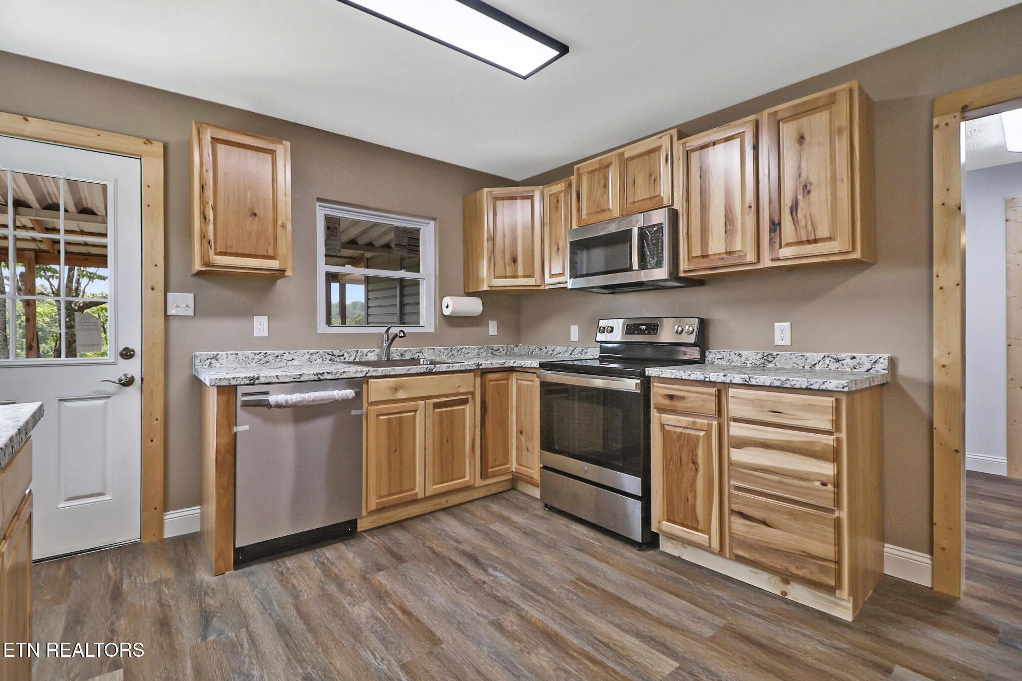 436 Maple Street Harriman TN 37748