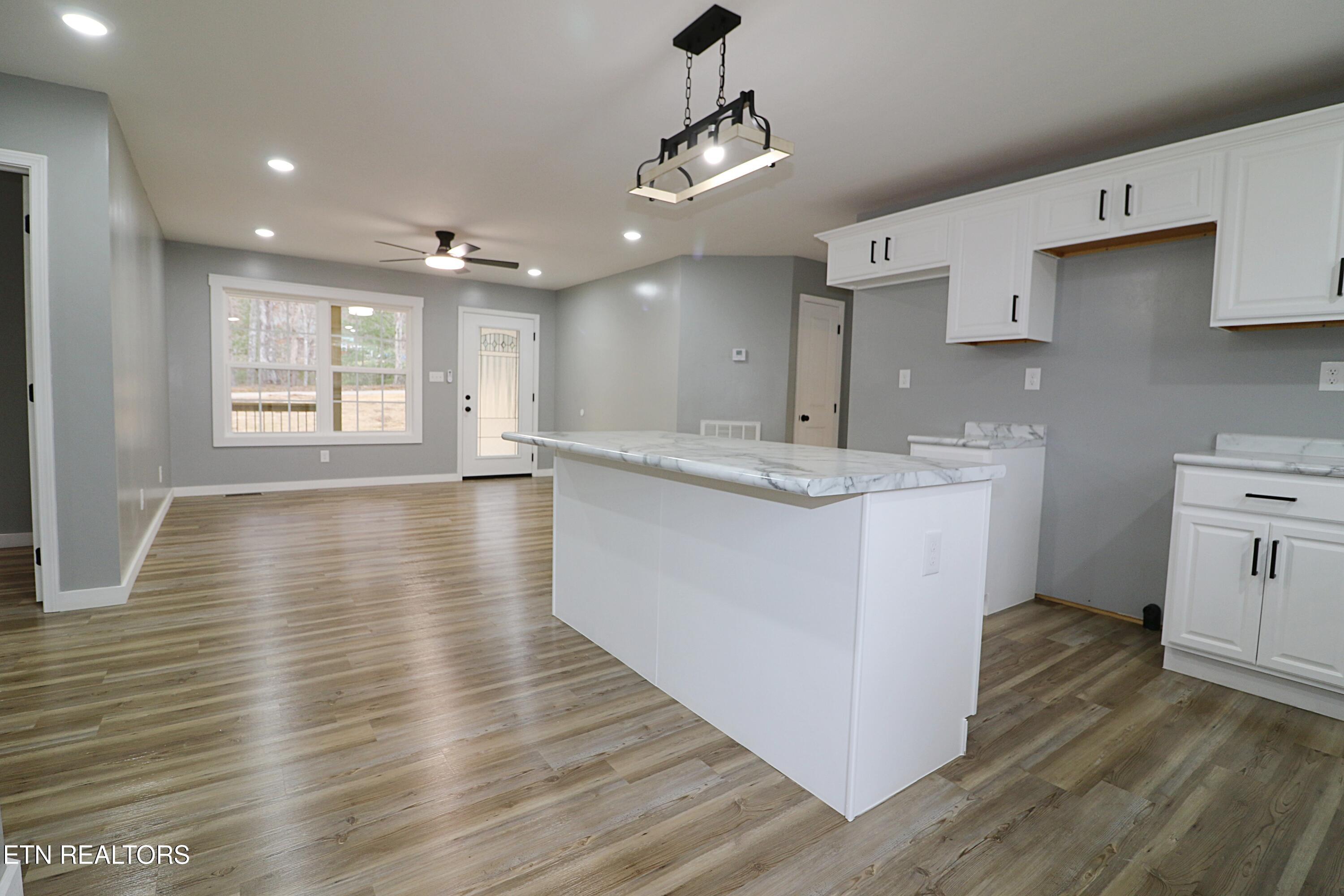 1291 Alderville Road Winfield TN 37892