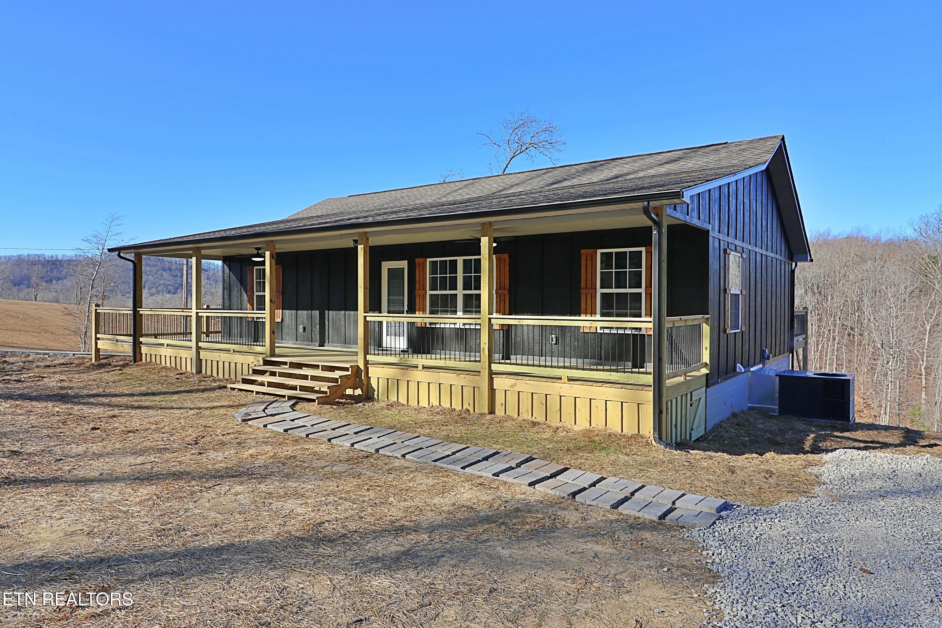 1291 Alderville Road Winfield TN 37892
