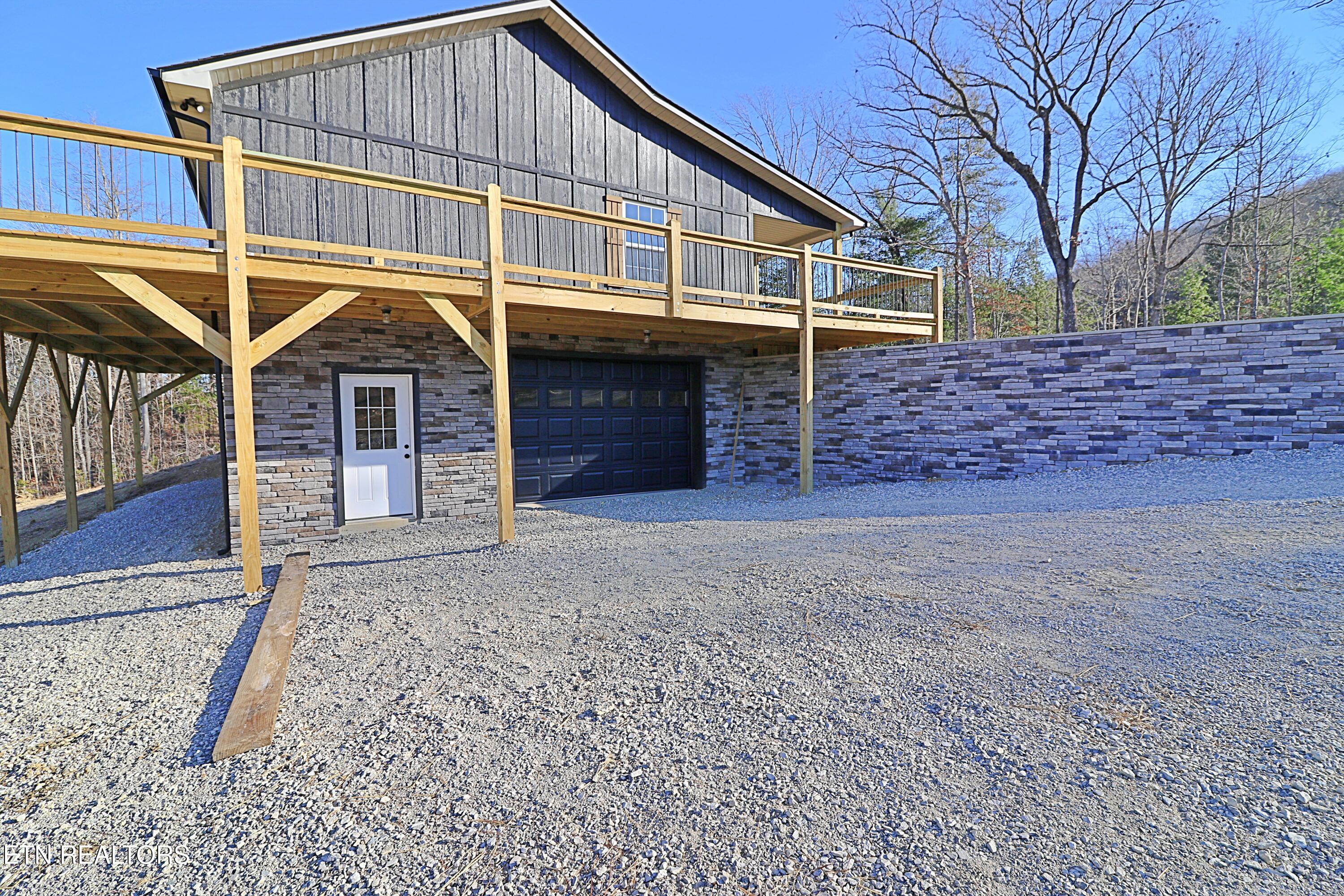 1291 Alderville Road Winfield TN 37892