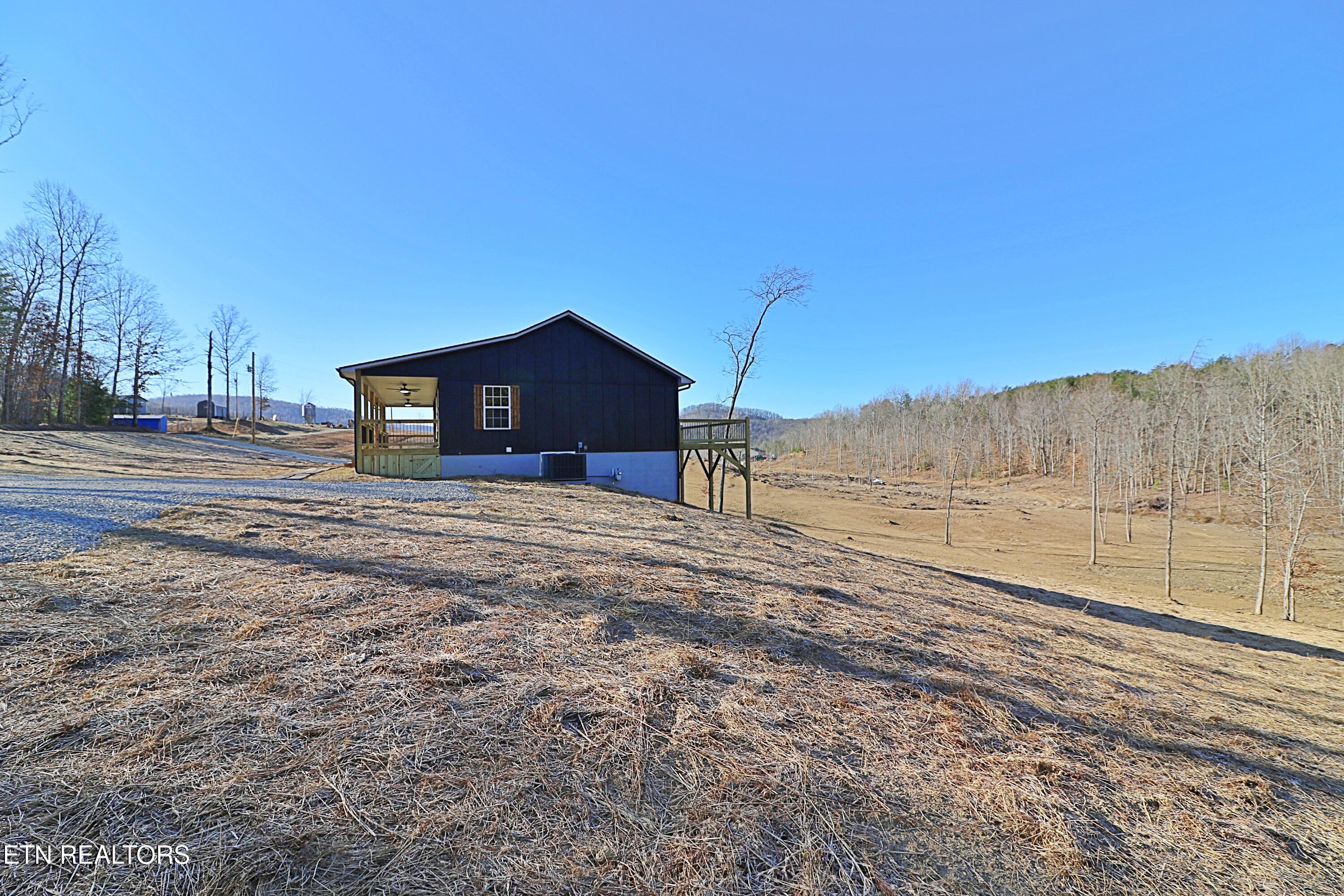 1291 Alderville Road Winfield TN 37892