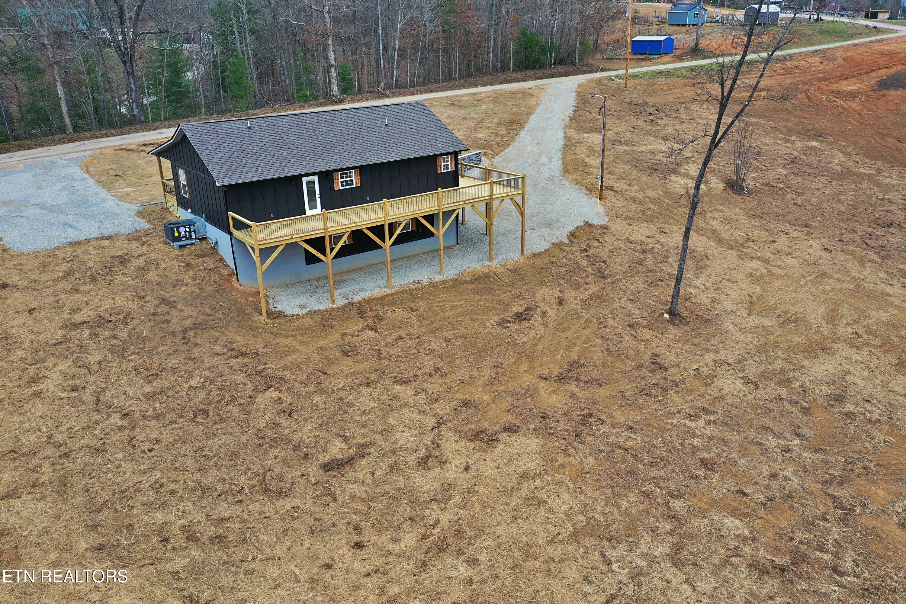 1291 Alderville Road Winfield TN 37892