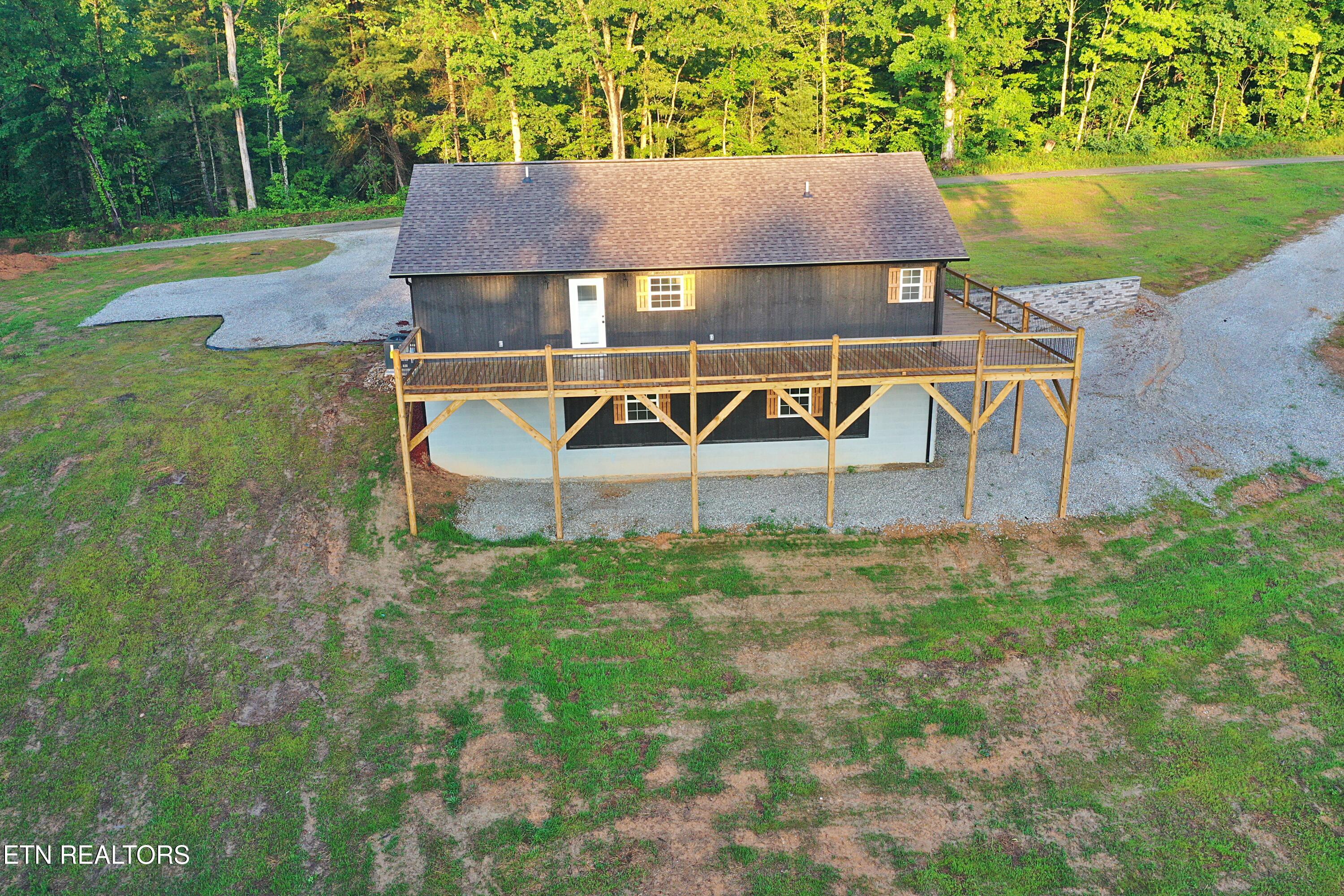 1291 Alderville Road Winfield TN 37892