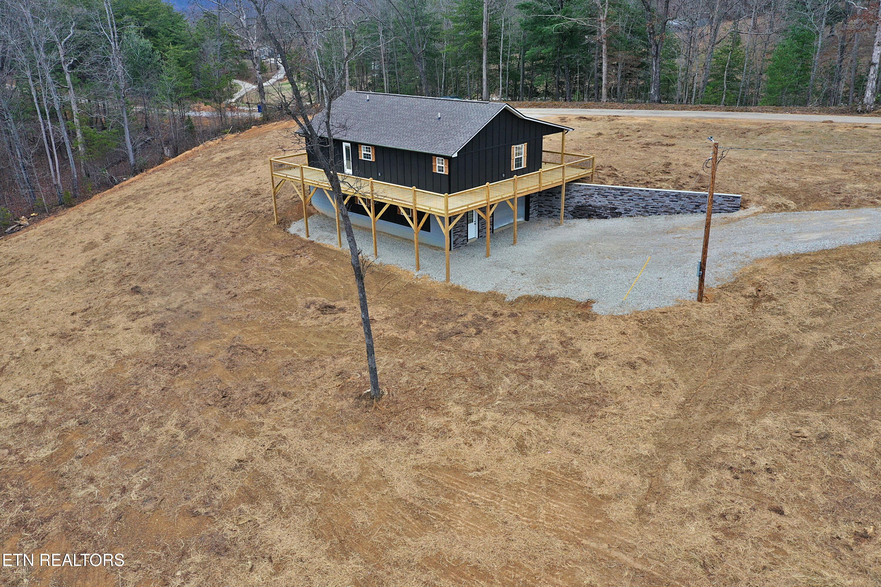 1291 Alderville Road Winfield TN 37892