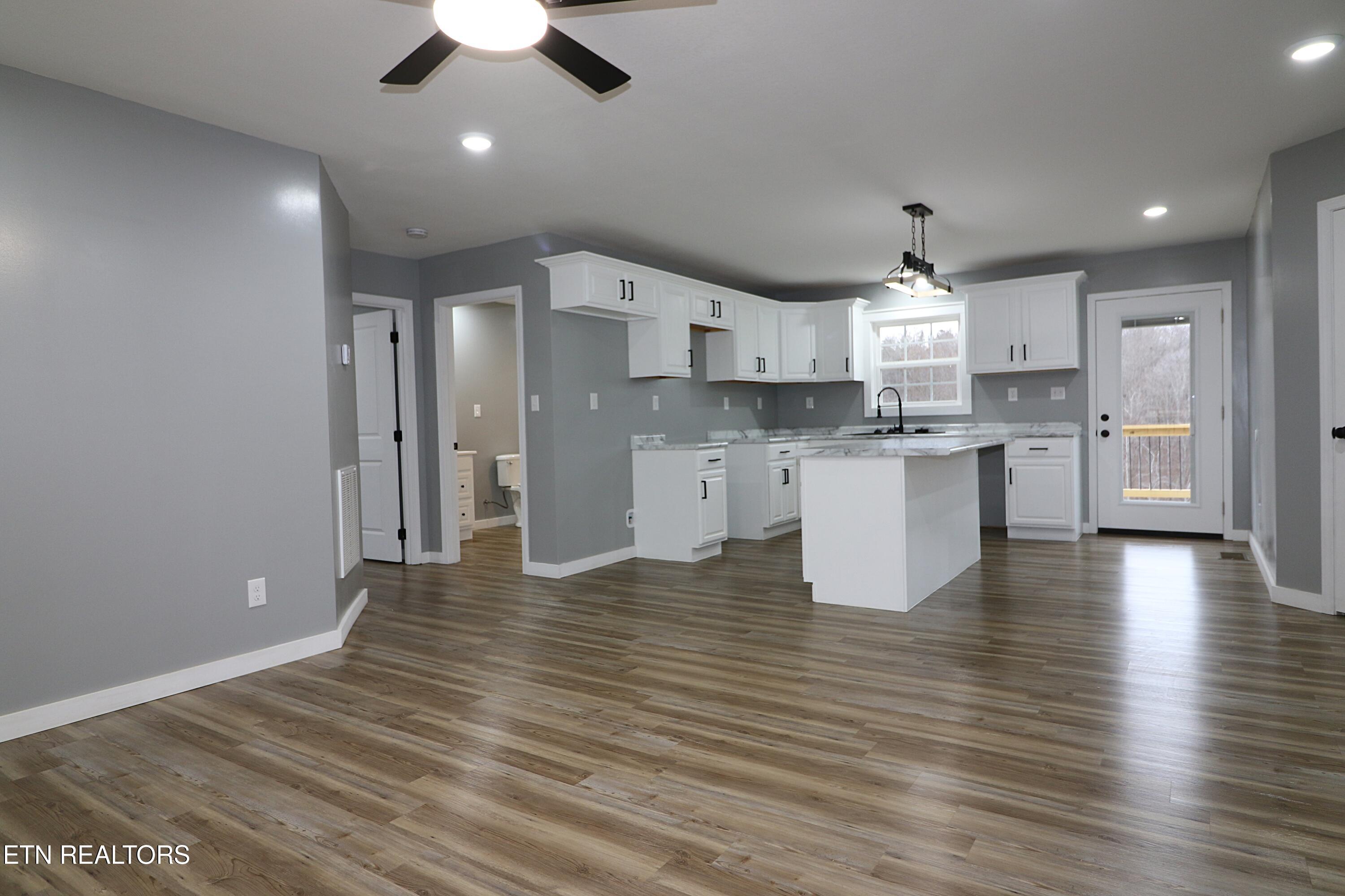 1291 Alderville Road Winfield TN 37892