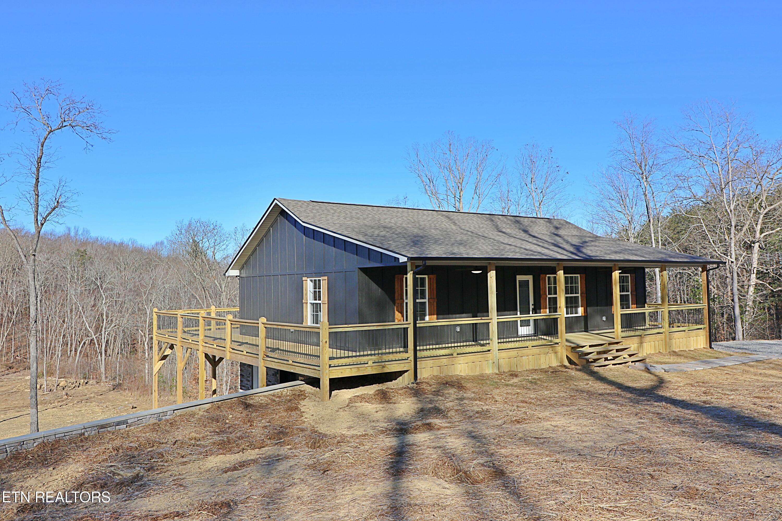 1291 Alderville Road Winfield TN 37892