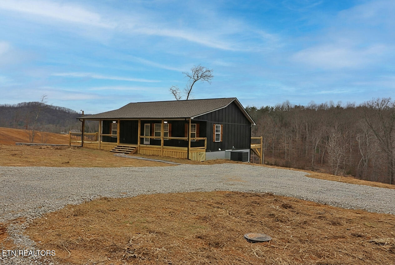 1291 Alderville Road Winfield TN 37892