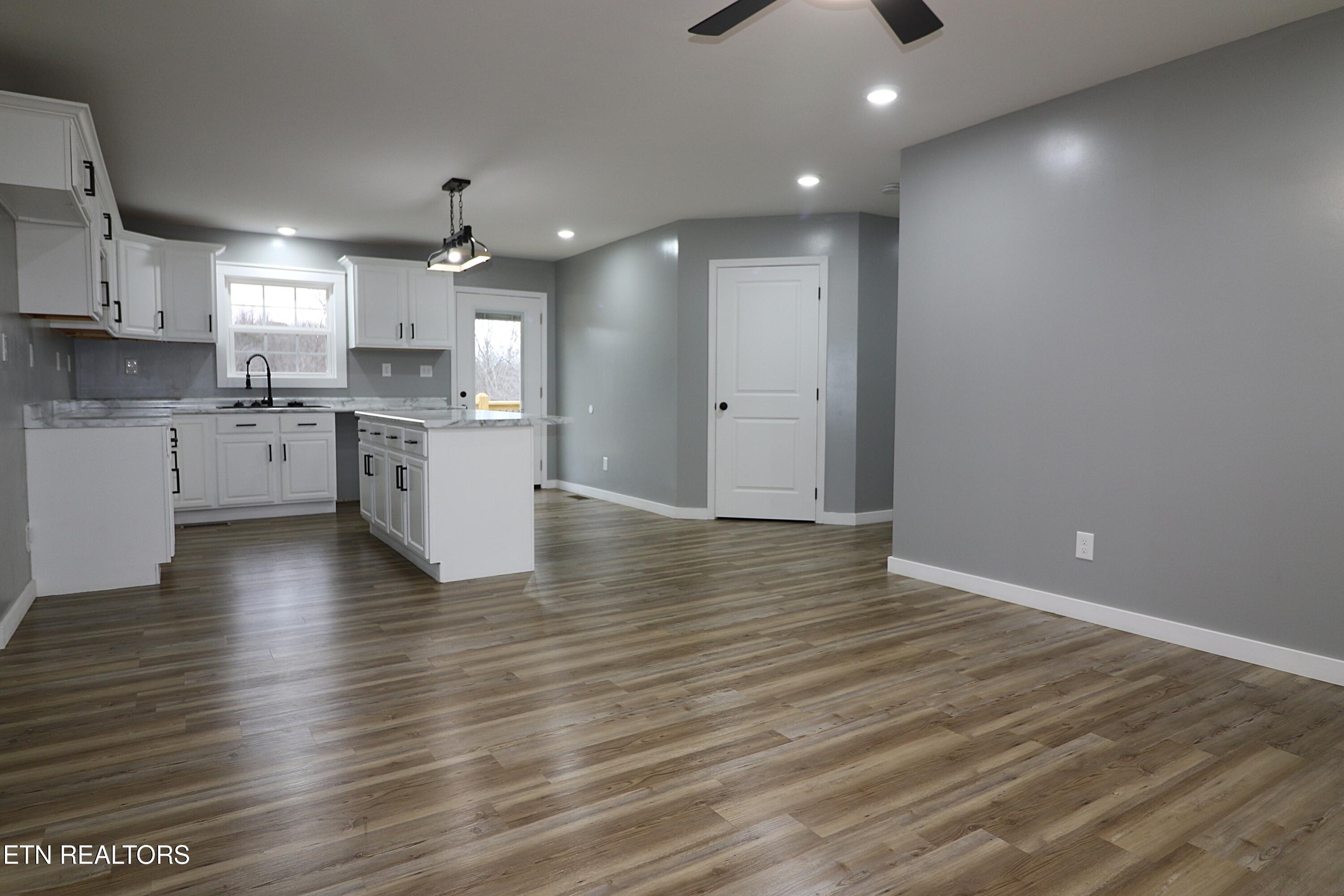 1291 Alderville Road Winfield TN 37892