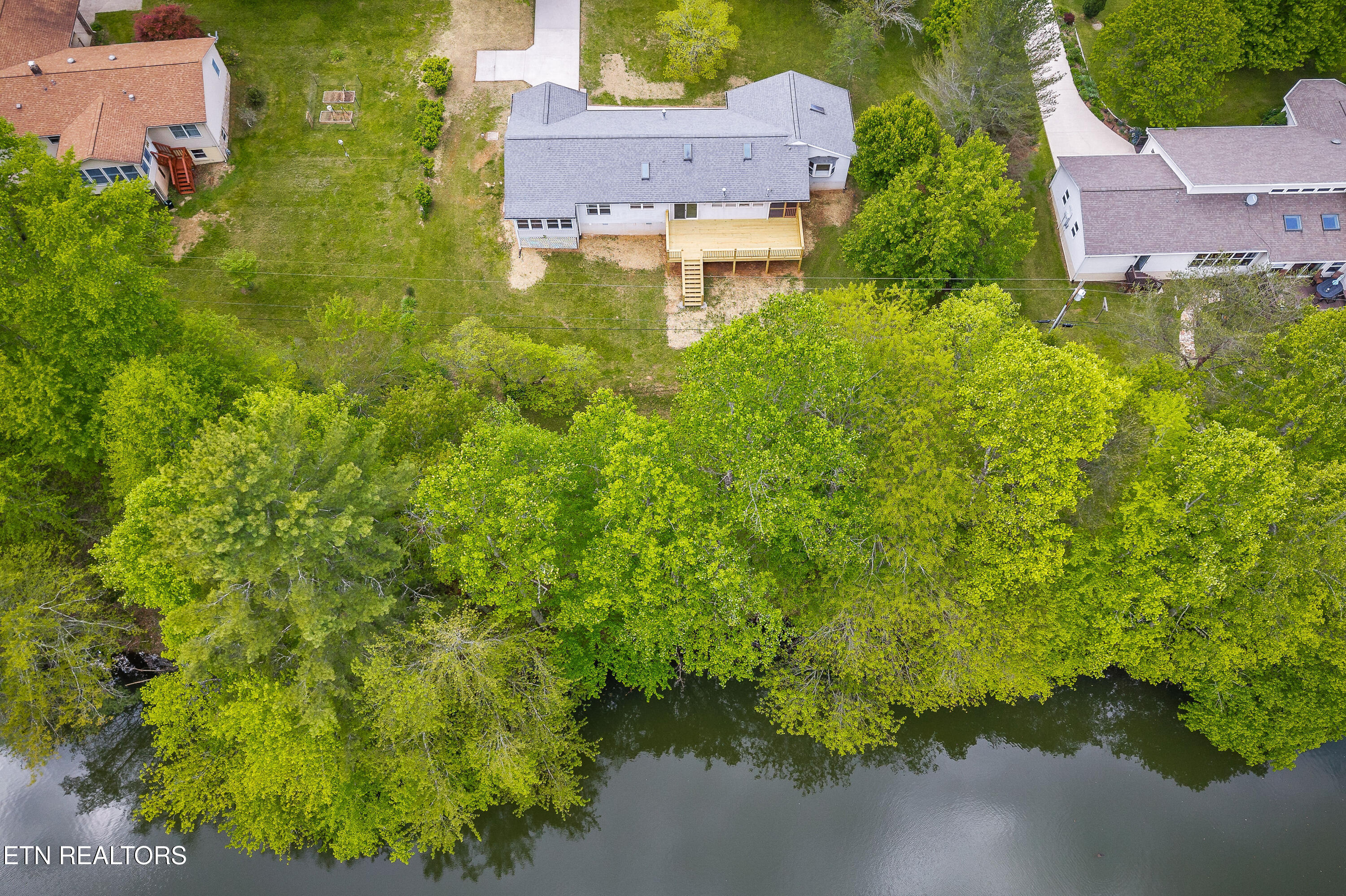 260 Yonside Drive Sparta TN 38583