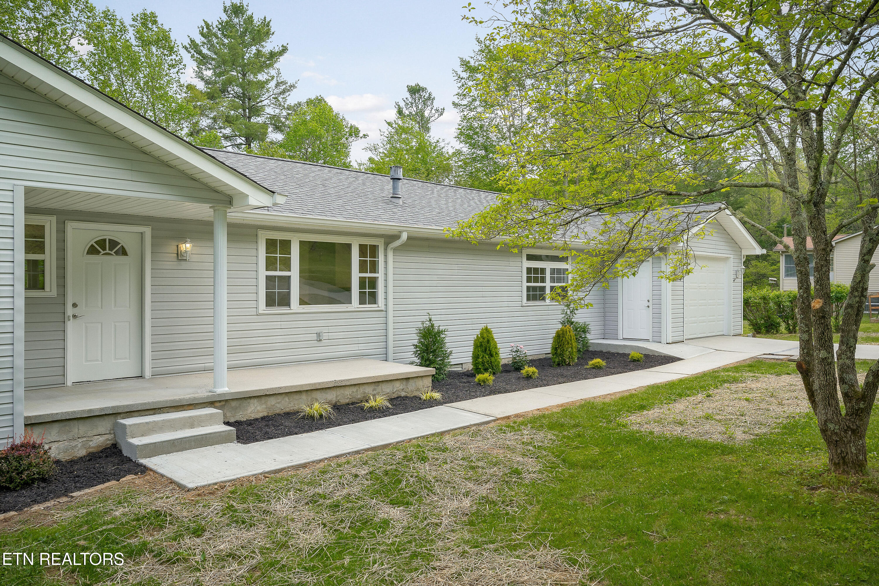 260 Yonside Drive Sparta TN 38583