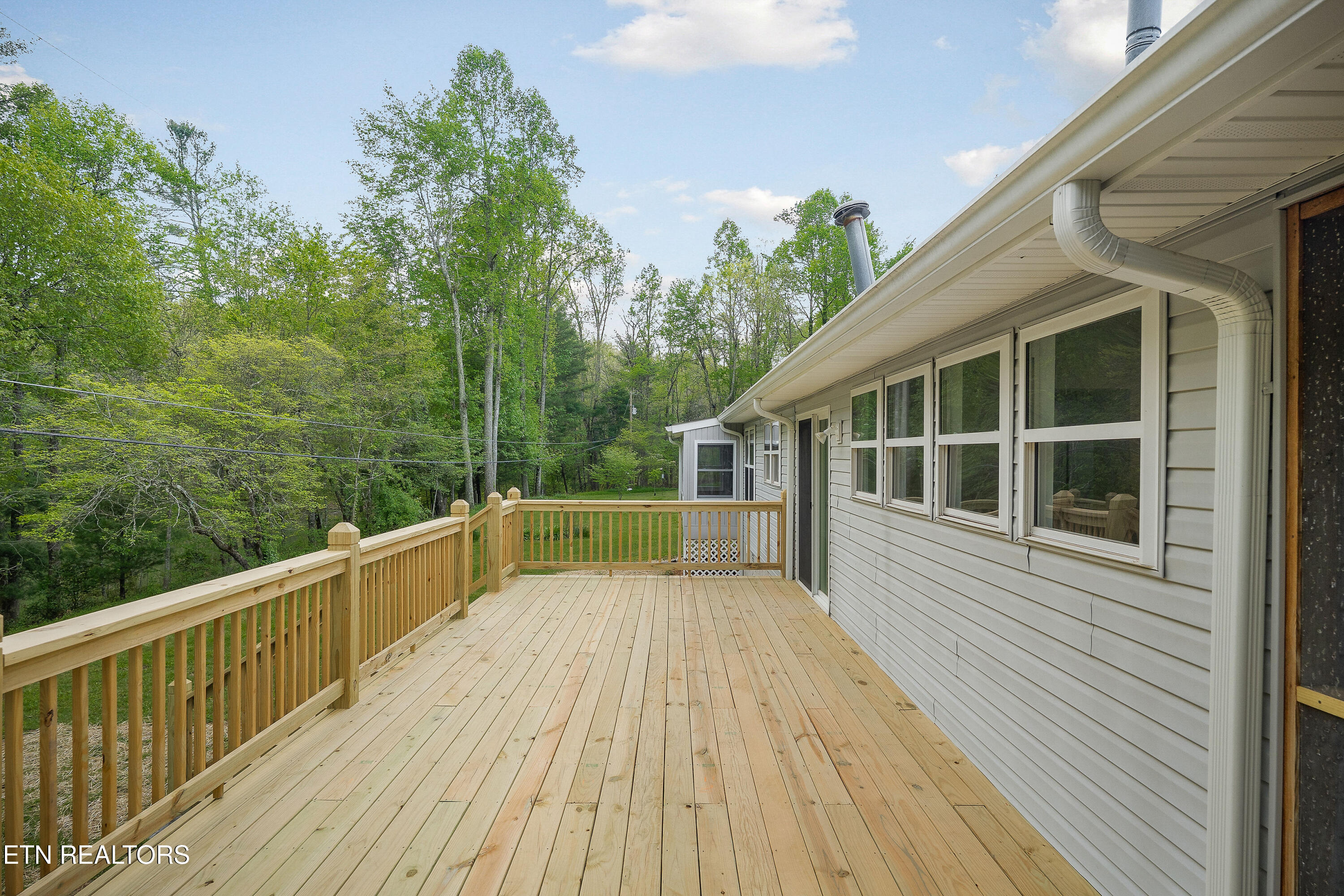 260 Yonside Drive Sparta TN 38583