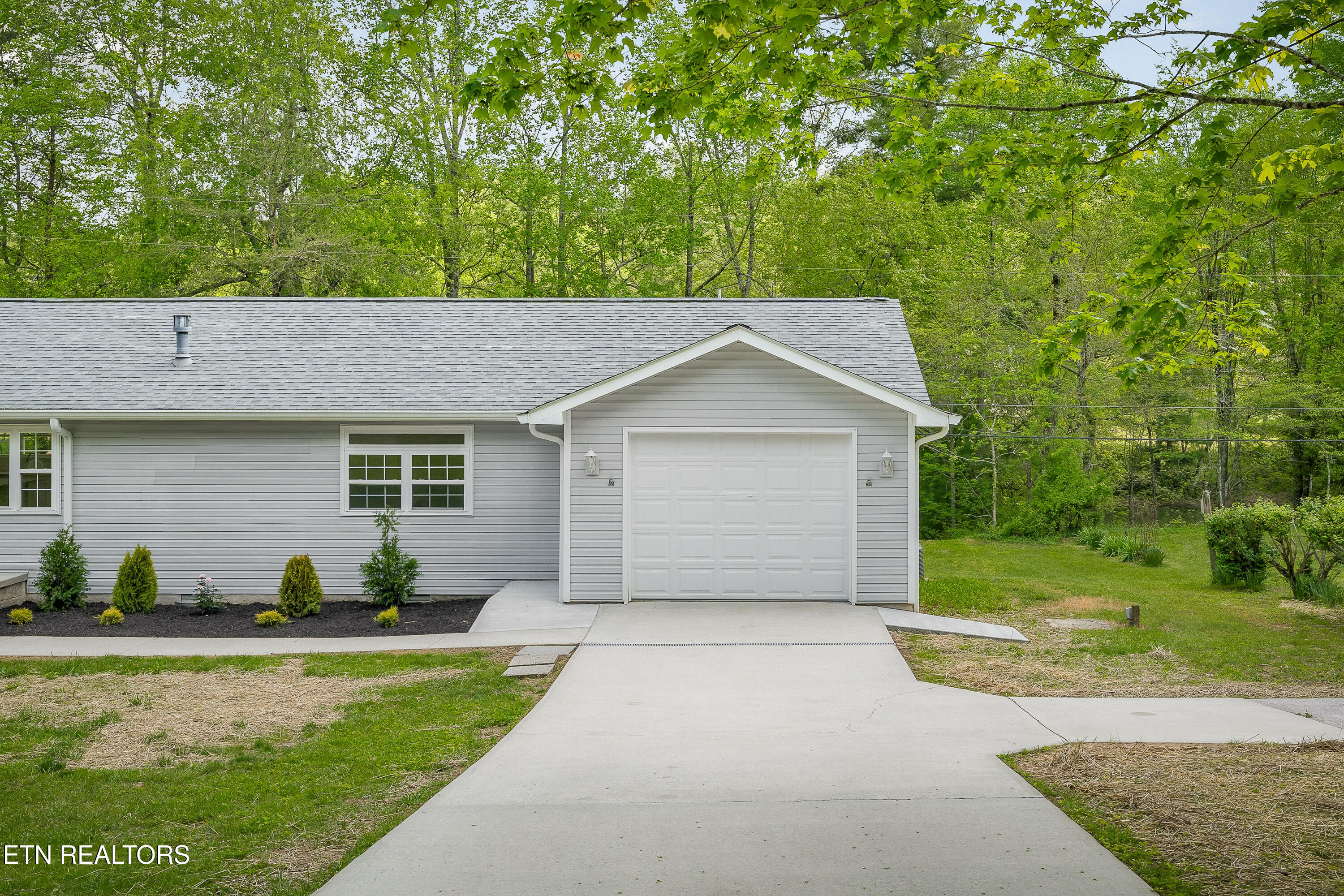 260 Yonside Drive Sparta TN 38583