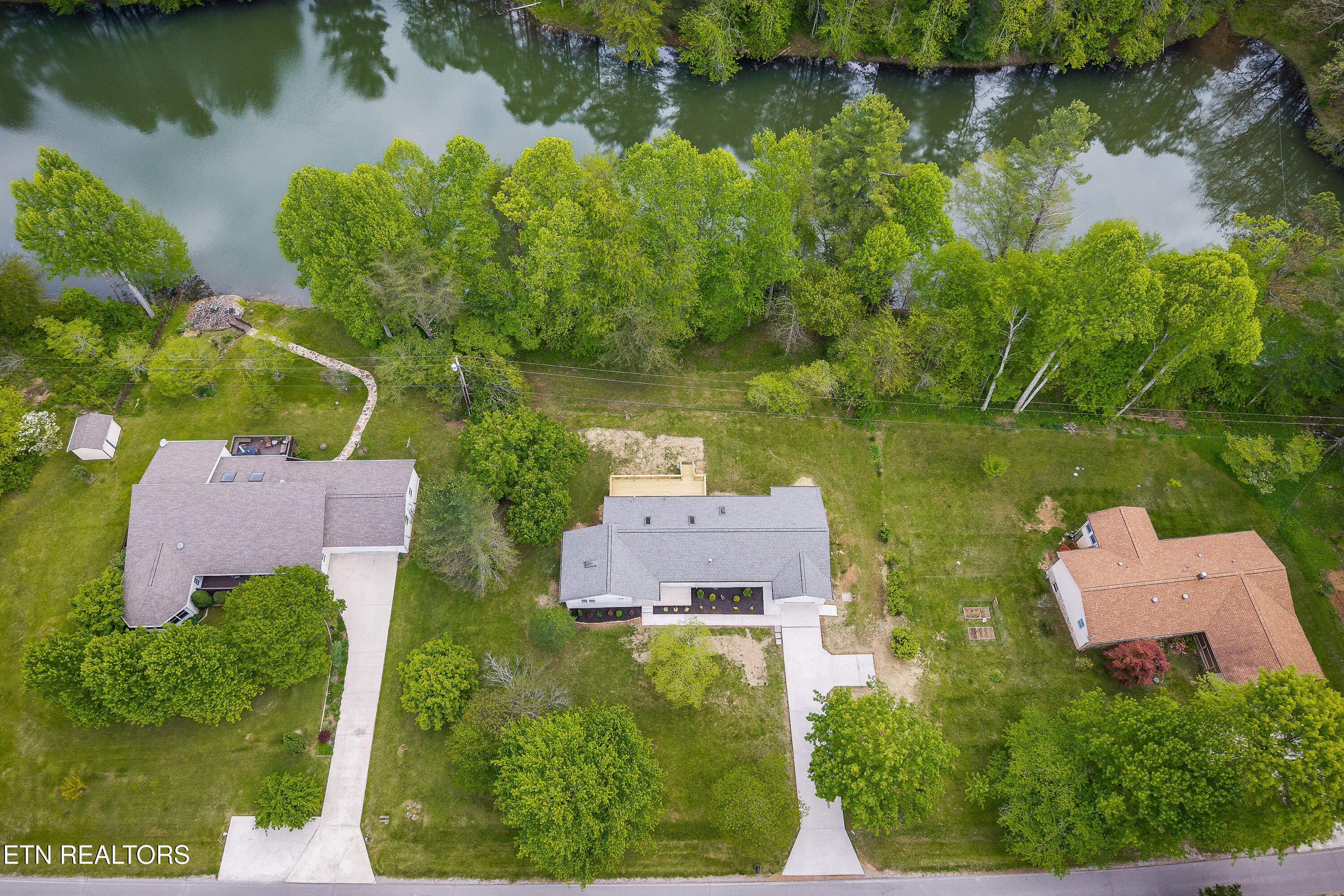 260 Yonside Drive Sparta TN 38583