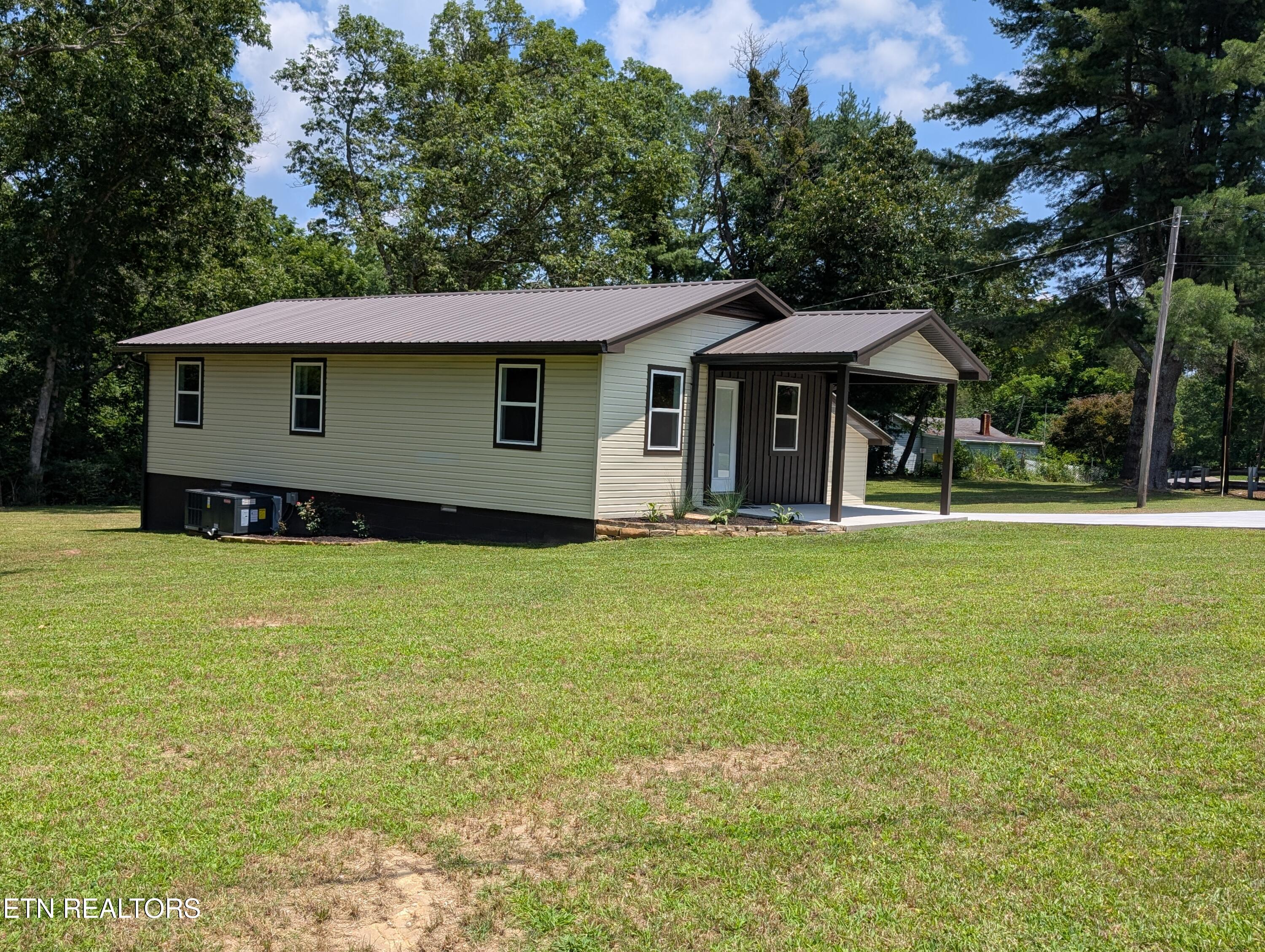 6 Prentice Street Crossville TN 38555