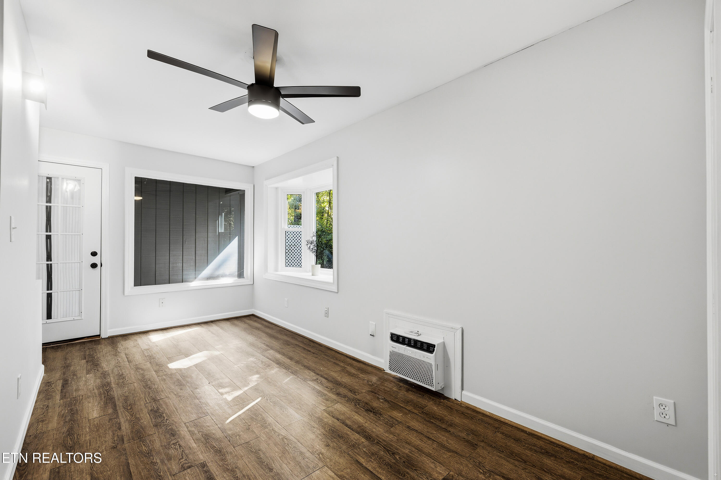 10468 Laura Lee Lane Knoxville TN 37922