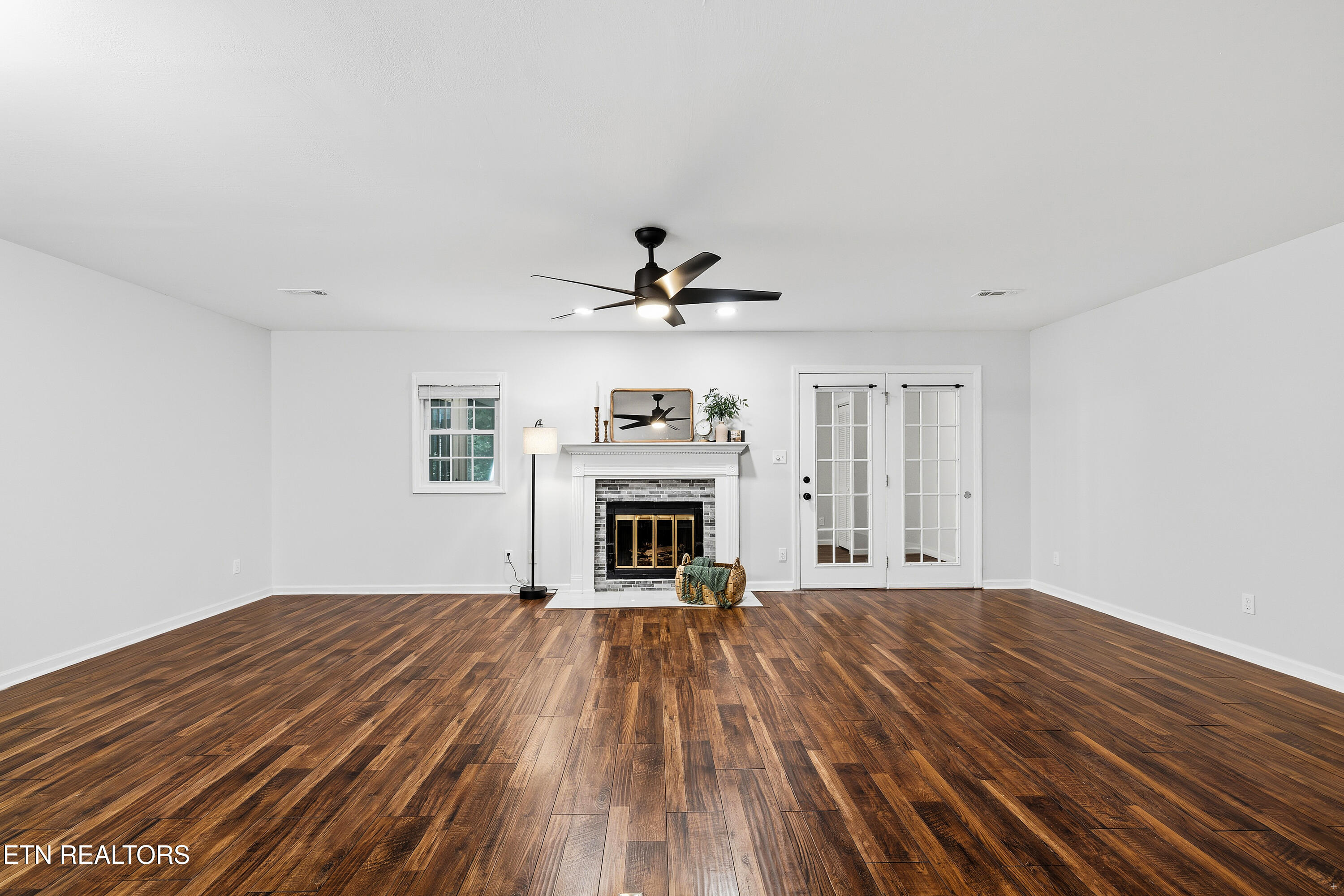 10468 Laura Lee Lane Knoxville TN 37922
