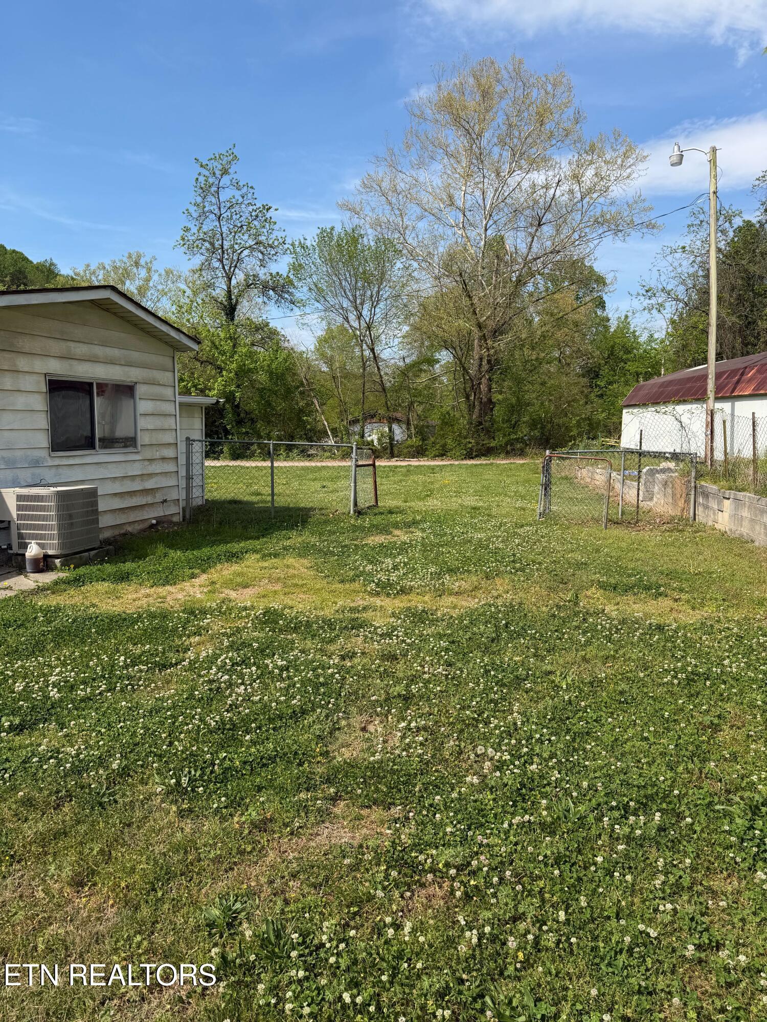 543 Keylon Drive Harriman TN 37748