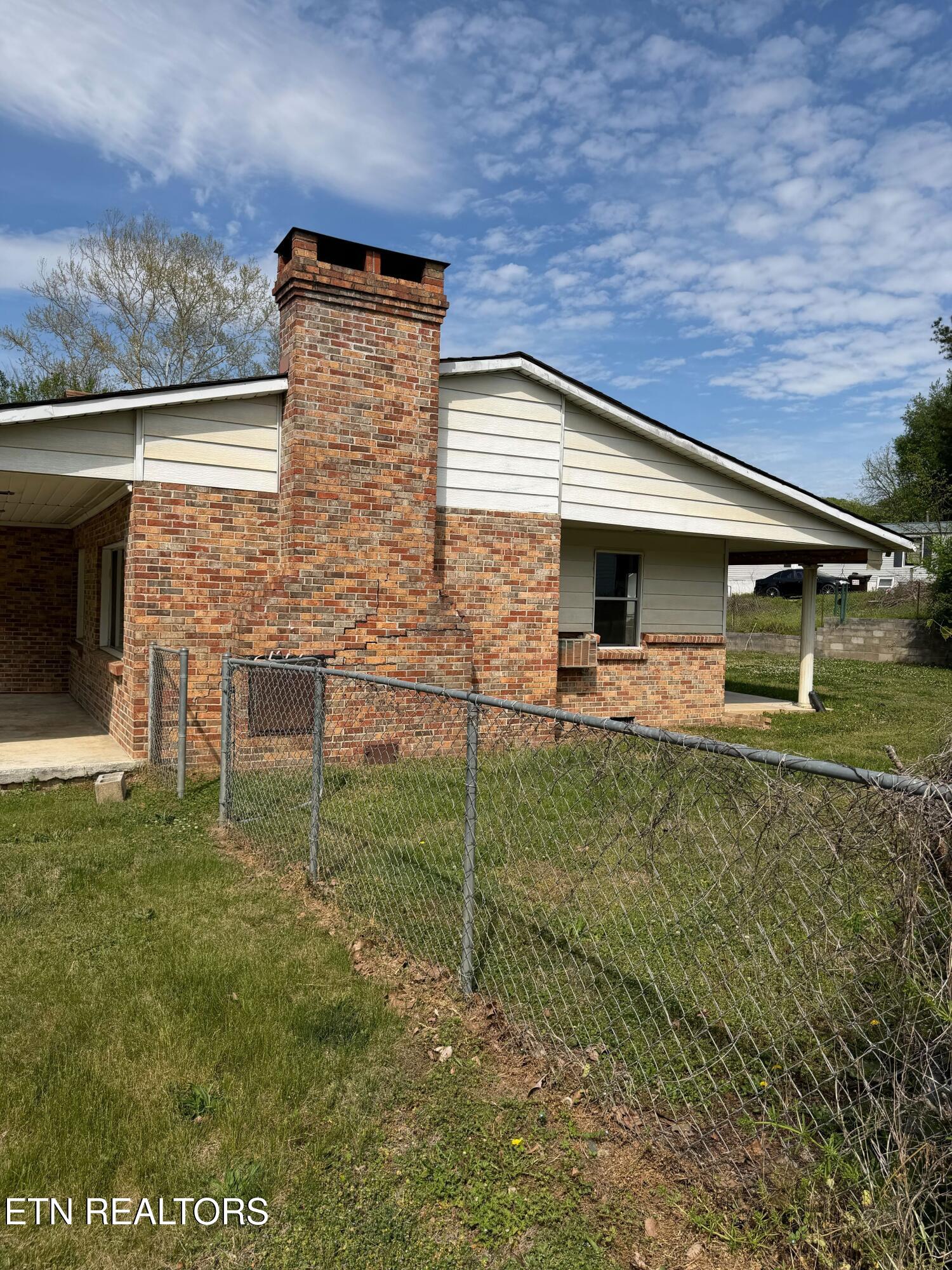 543 Keylon Drive Harriman TN 37748