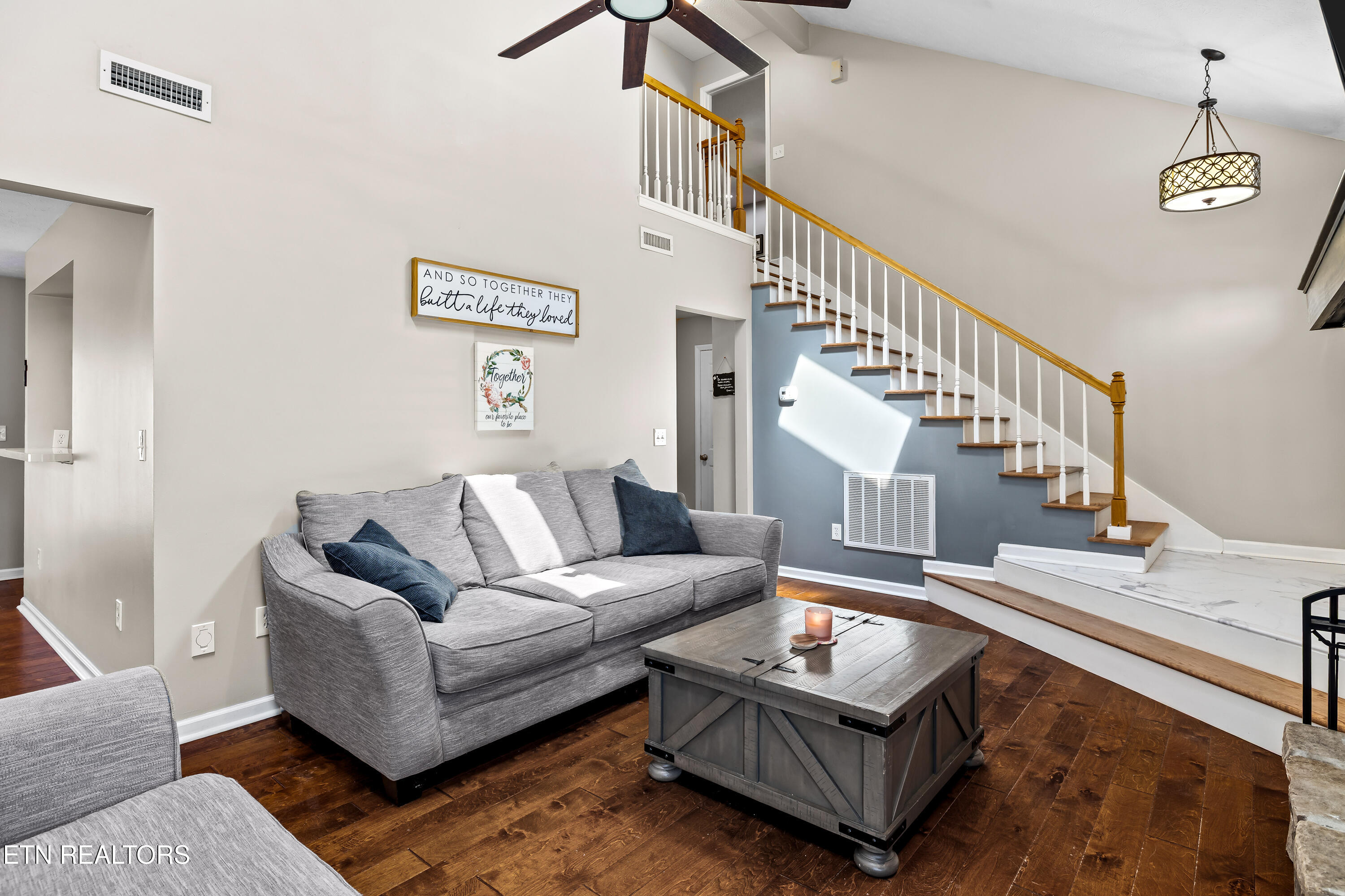 1208 Hoss Road Powell TN 37849