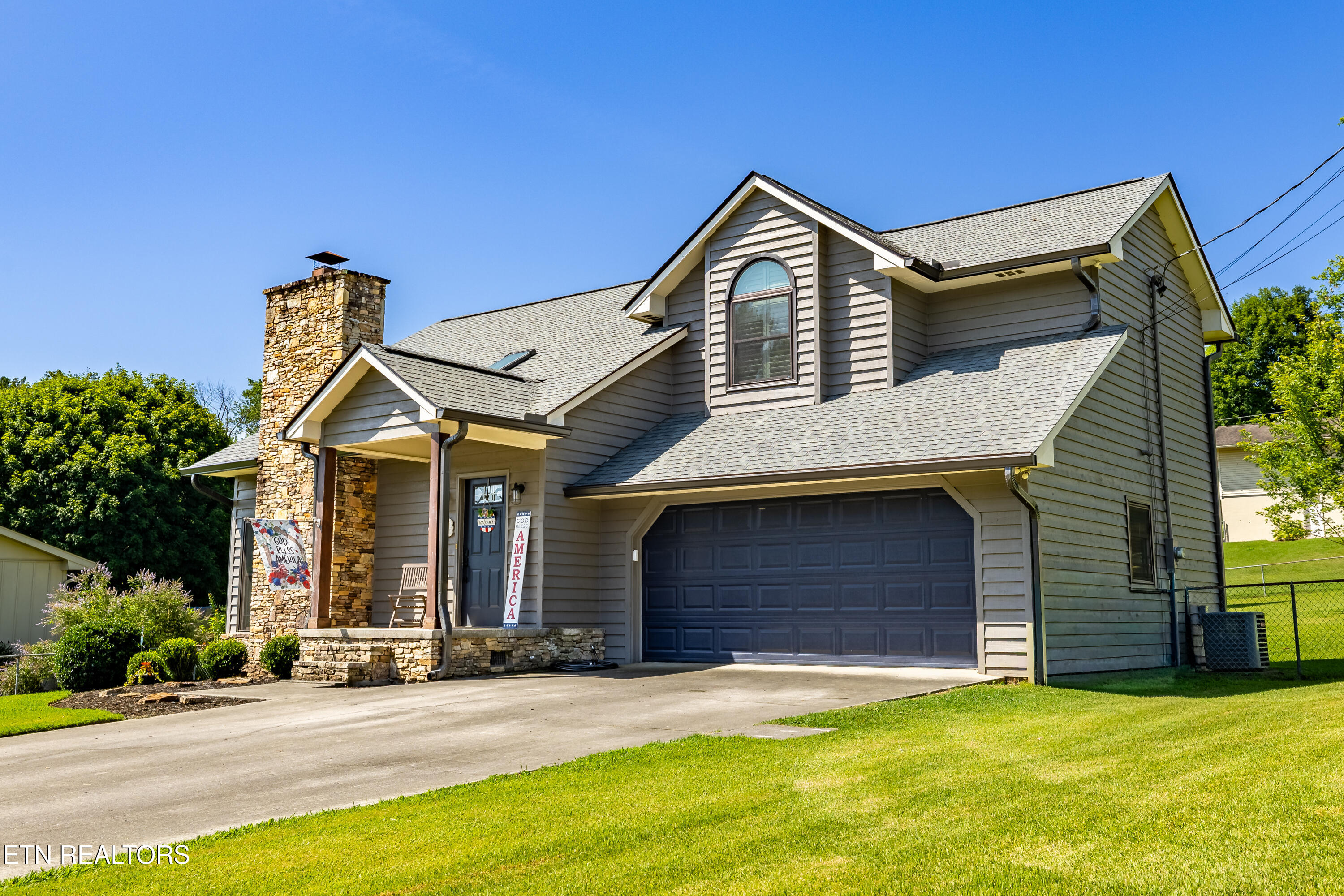 1208 Hoss Road Powell TN 37849