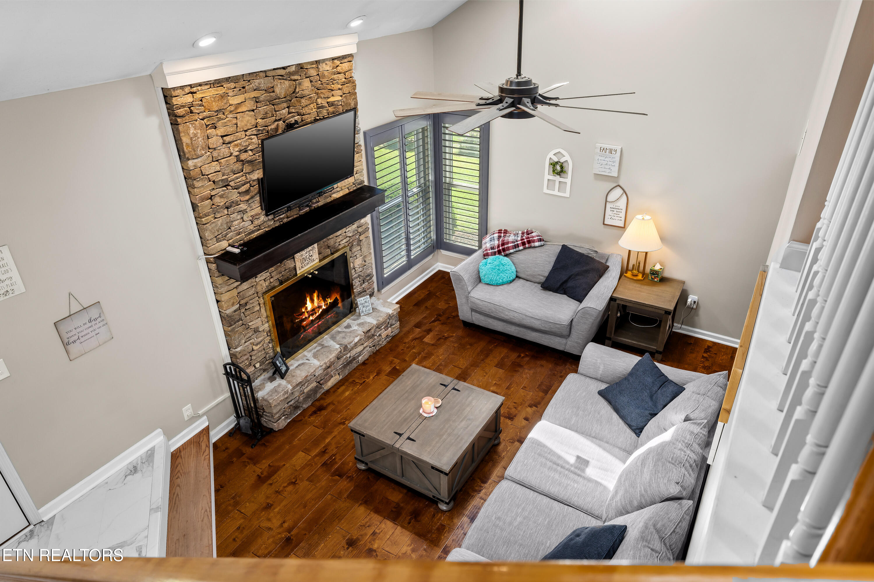 1208 Hoss Road Powell TN 37849