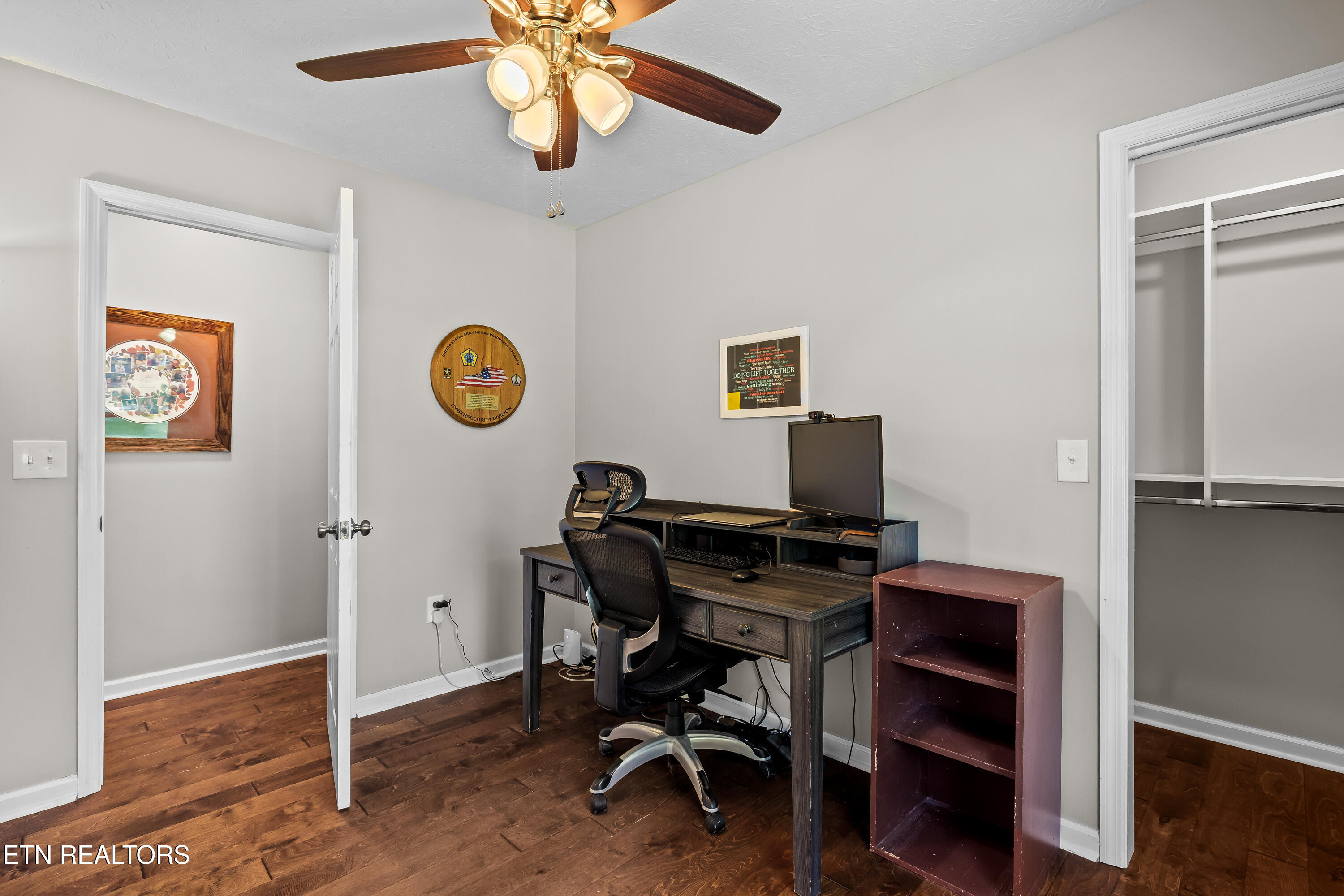 1208 Hoss Road Powell TN 37849