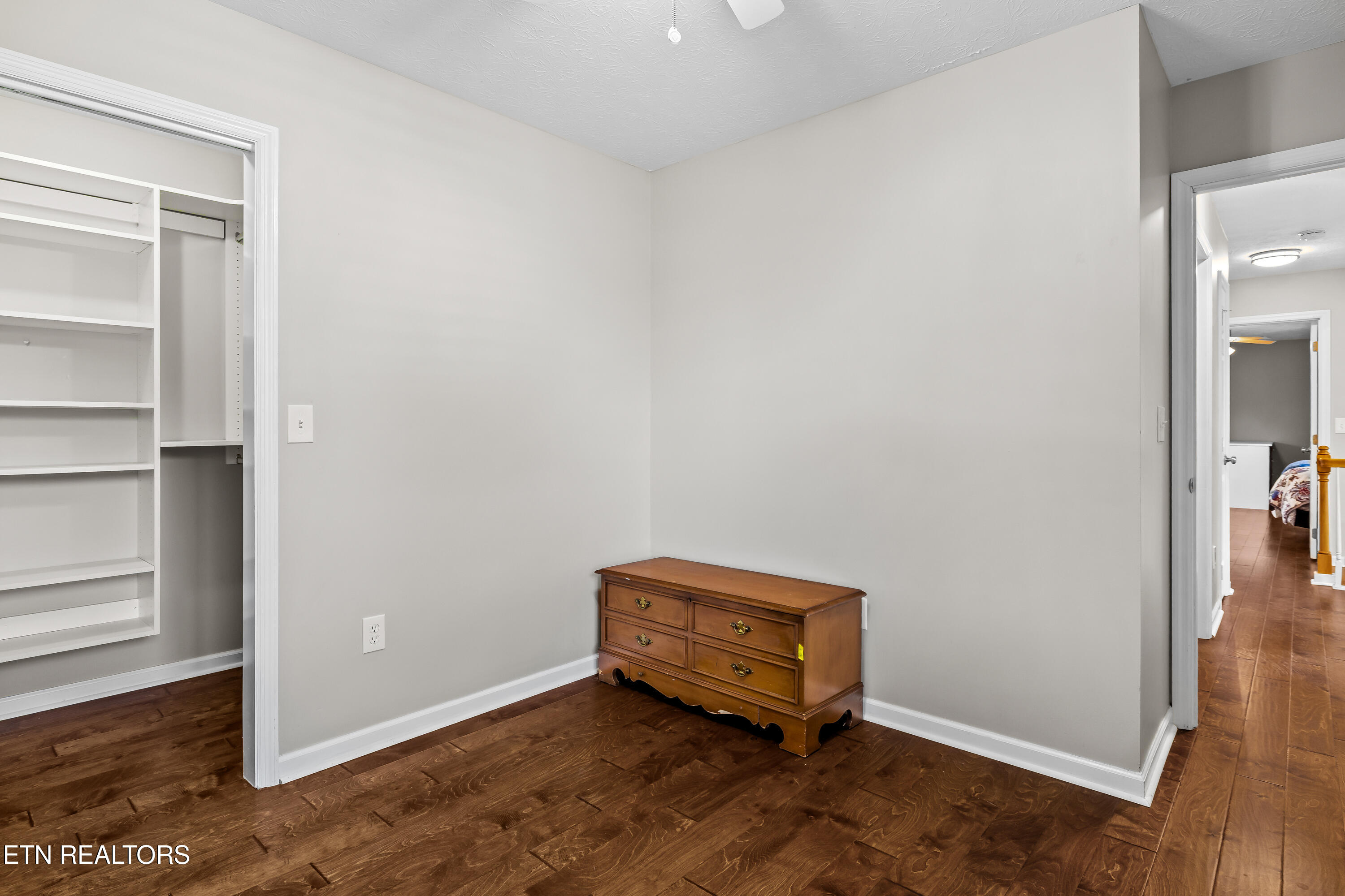 1208 Hoss Road Powell TN 37849