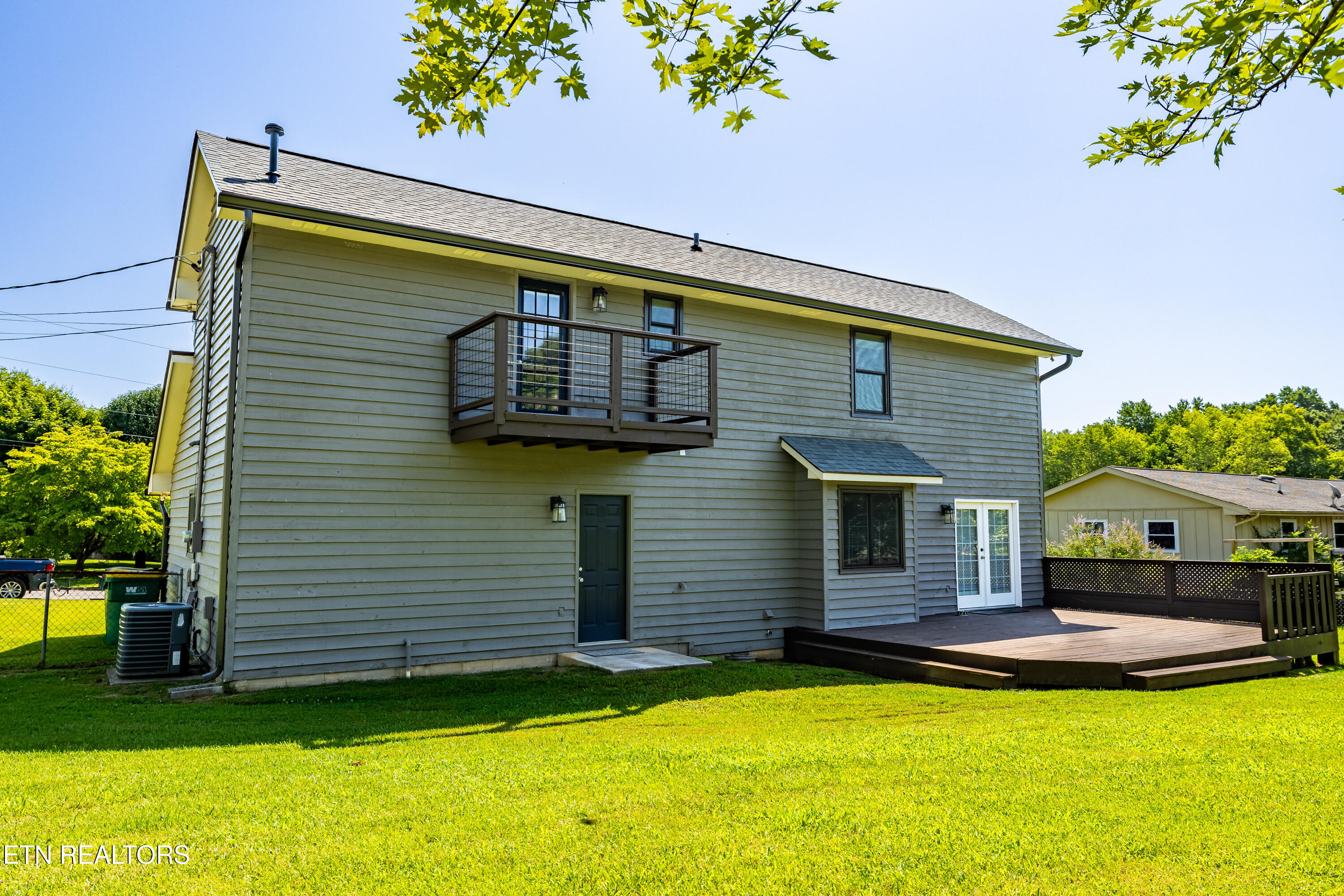 1208 Hoss Road Powell TN 37849